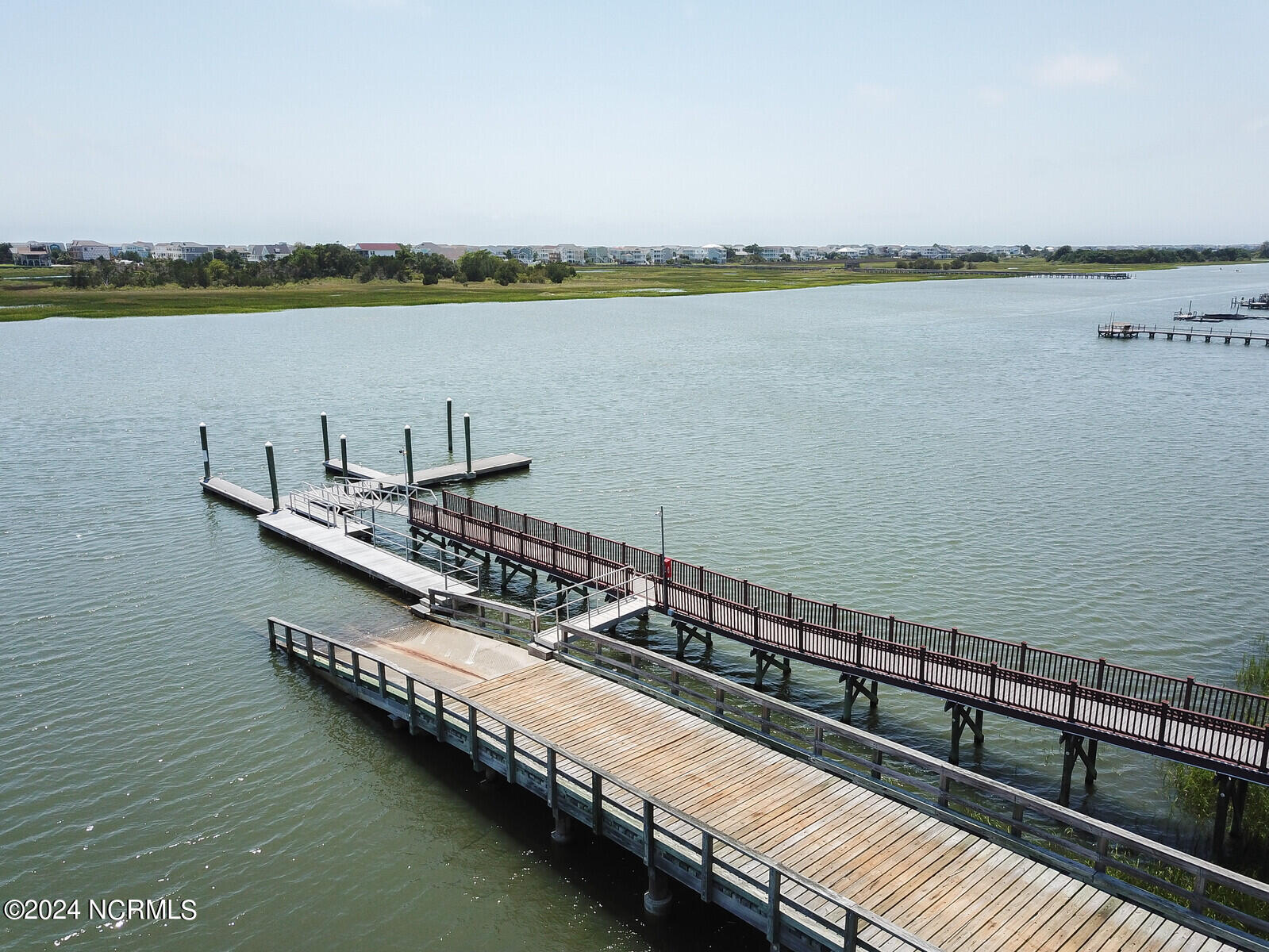 100560630 | Photo 46