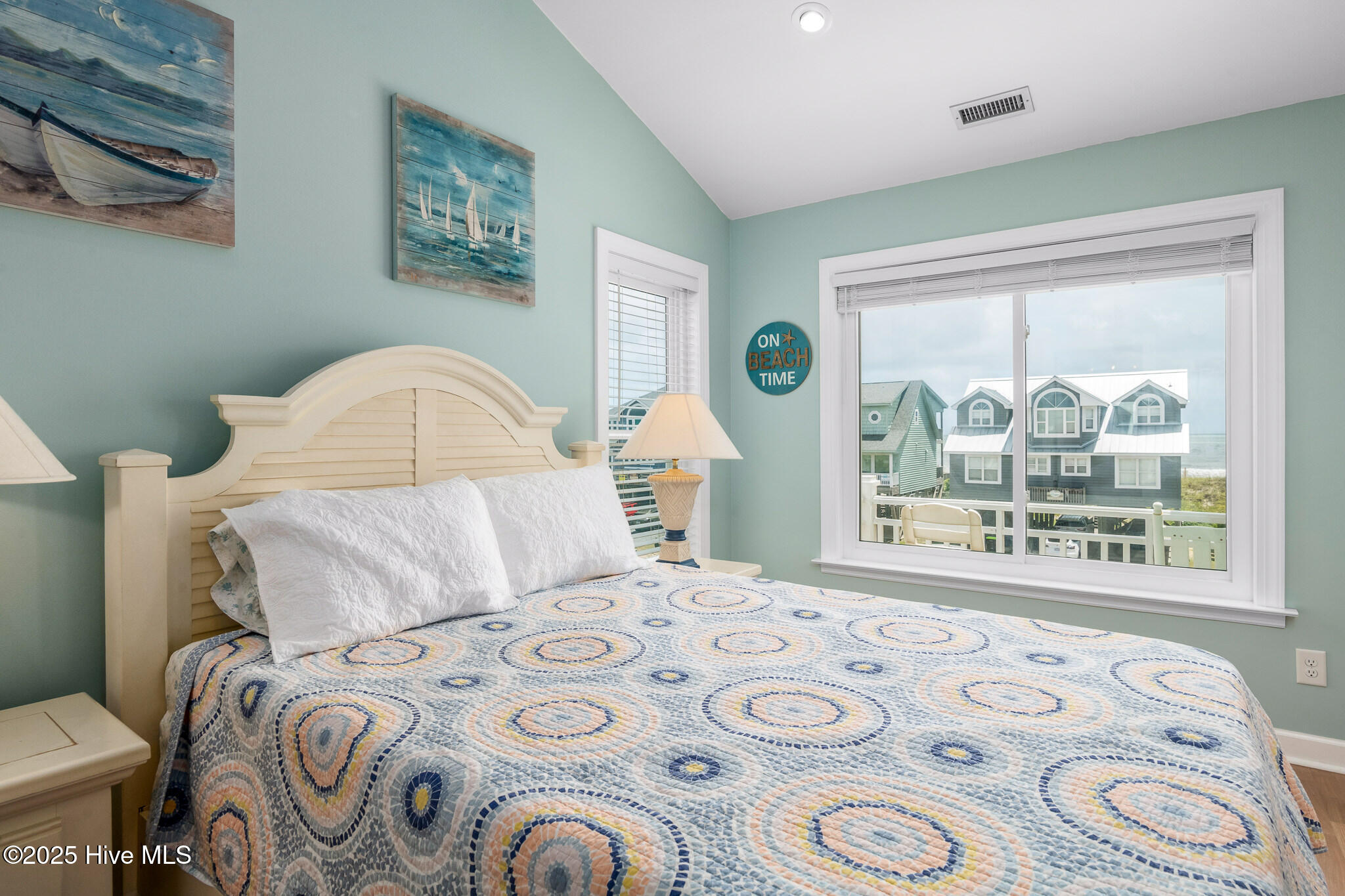 100515764 | Photo 22