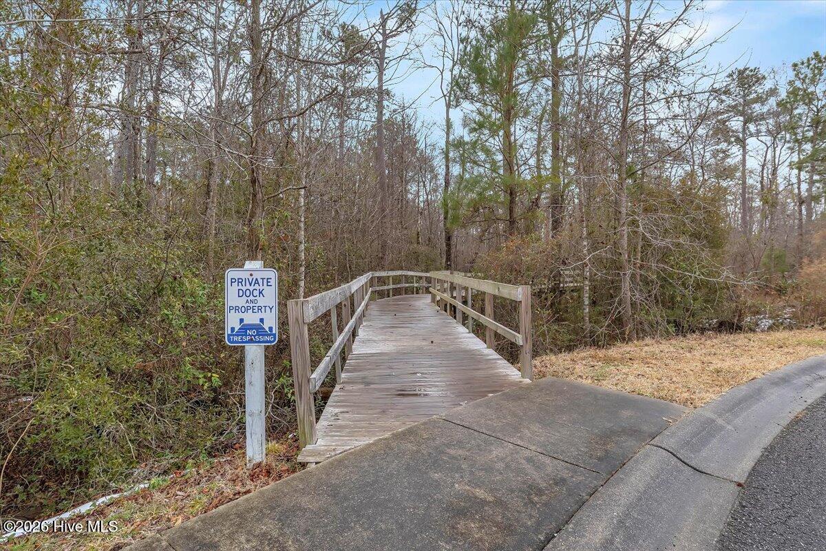 100553155 | Photo 49