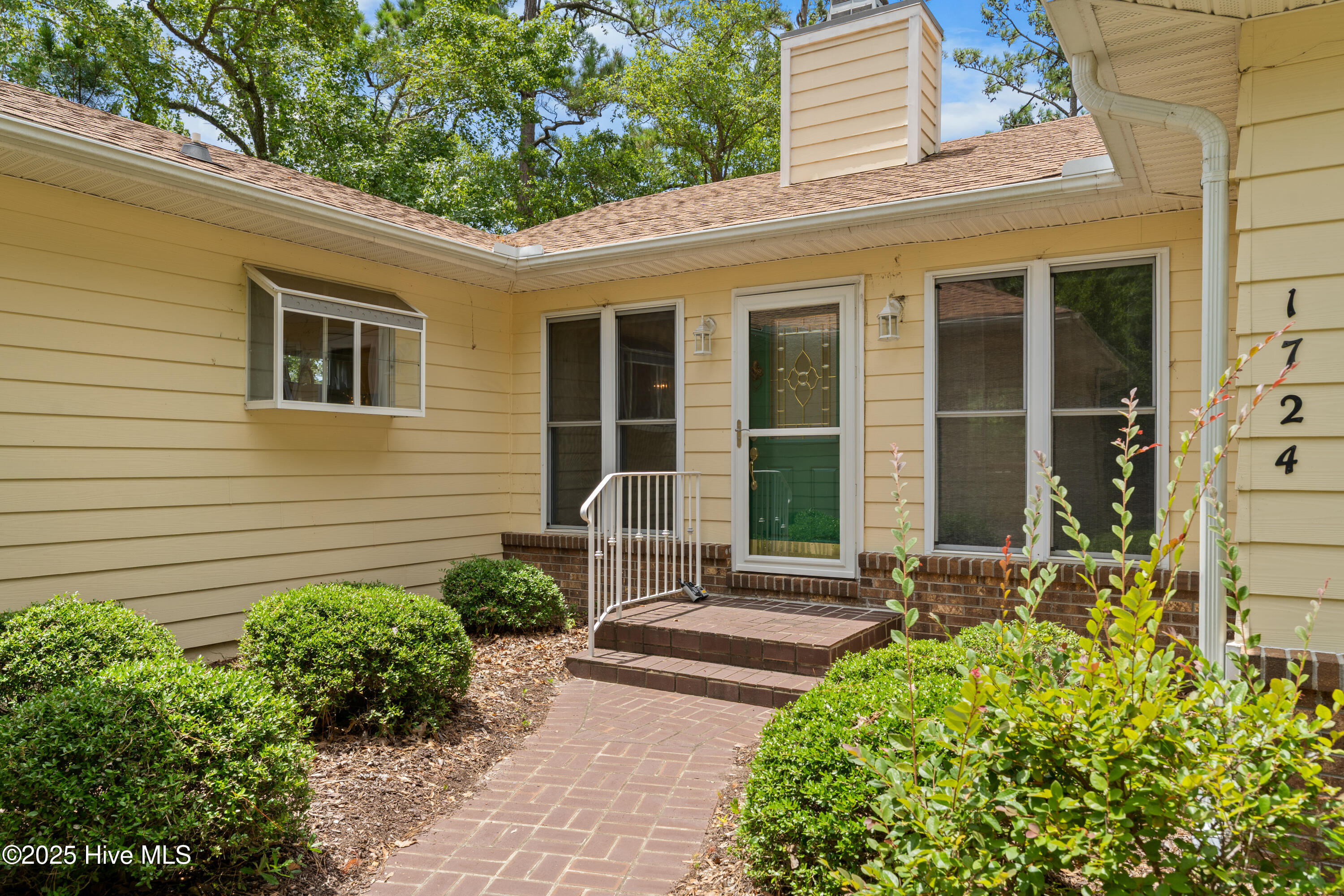 1724 Salt Marsh Circle SW, Ocean Isle Beach, NC 28469 – photo 4: 1724SaltMarshCircle-108