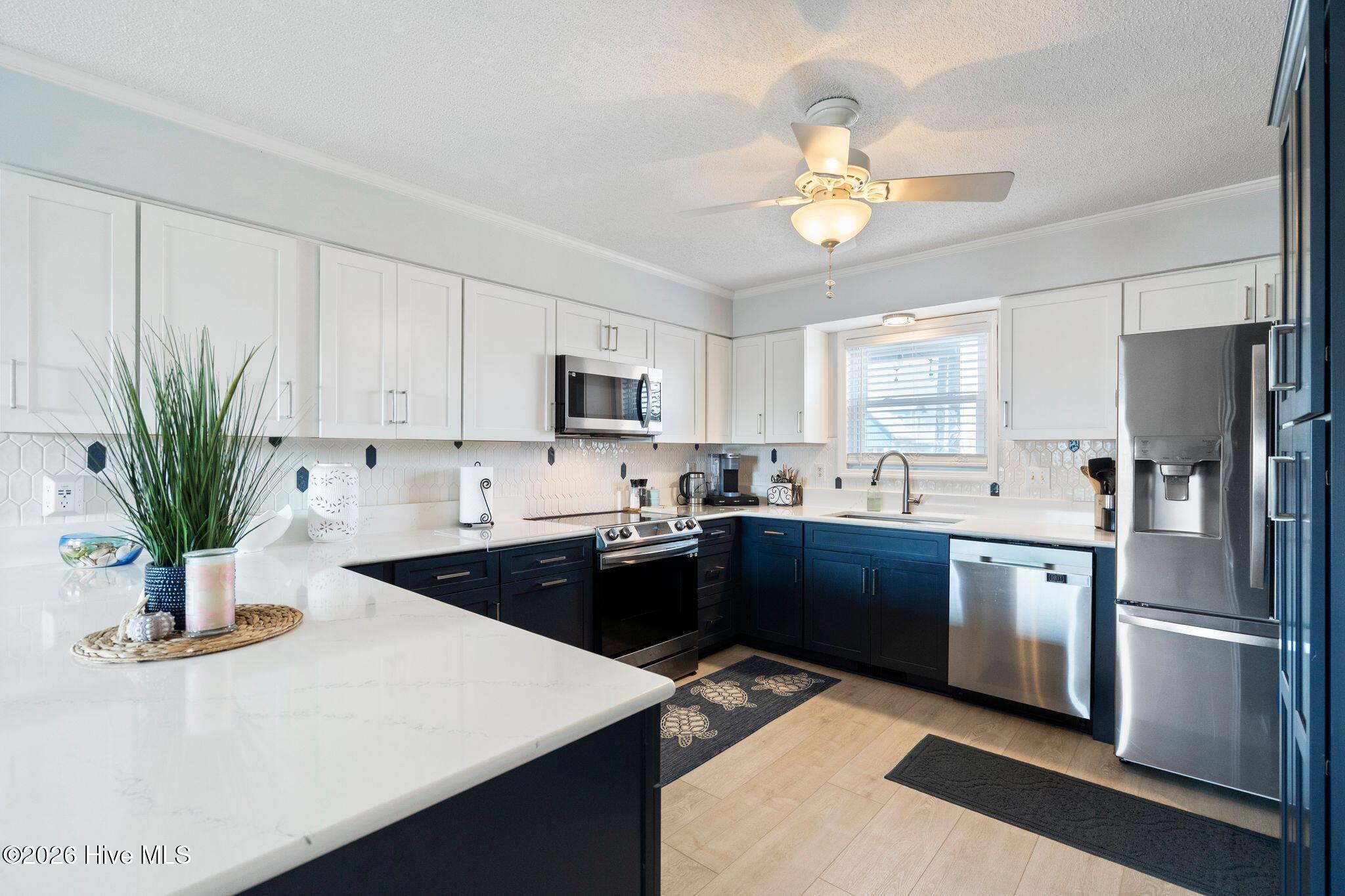 100559902 | Photo 17