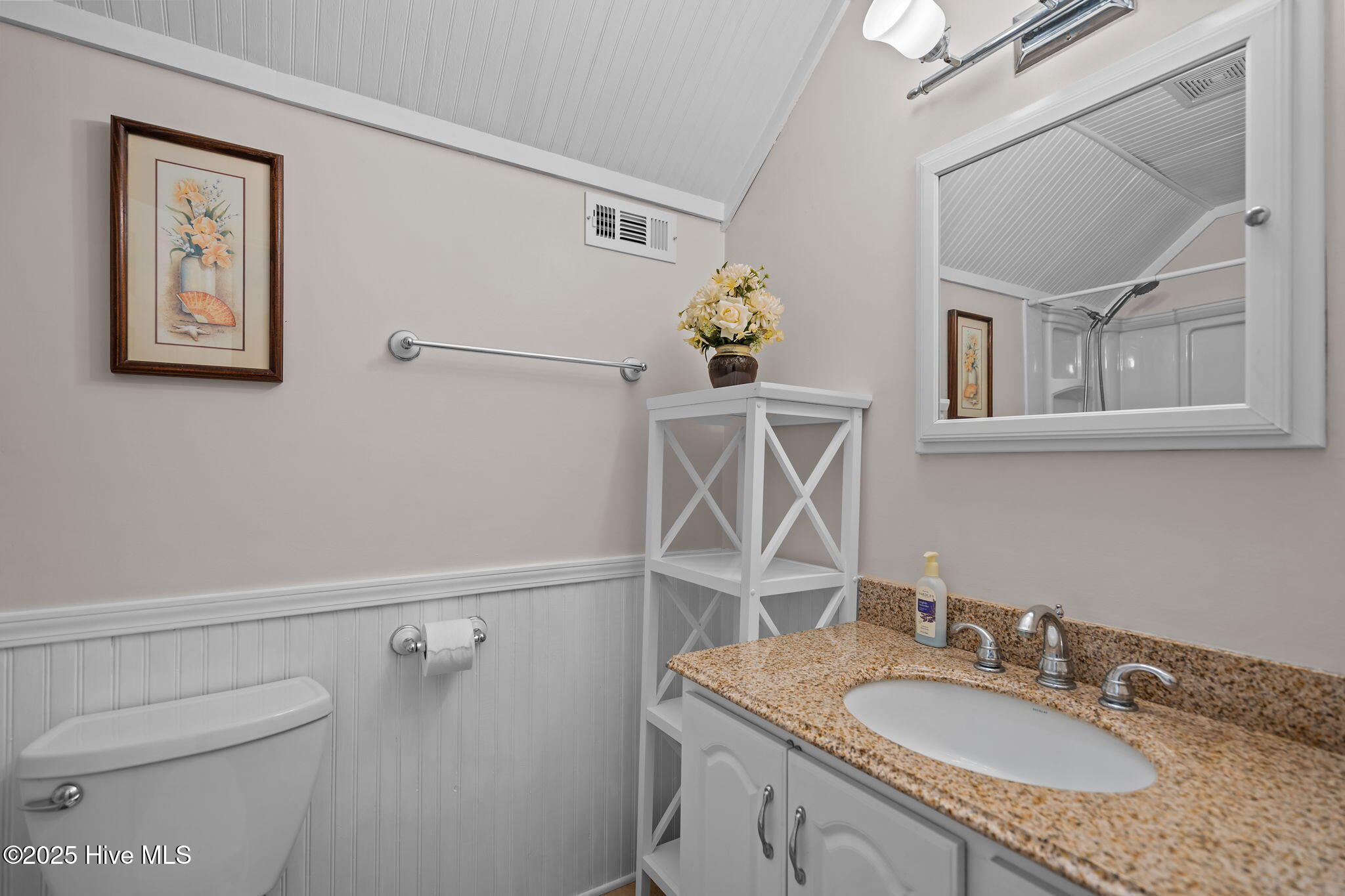 100551832 | Photo 30