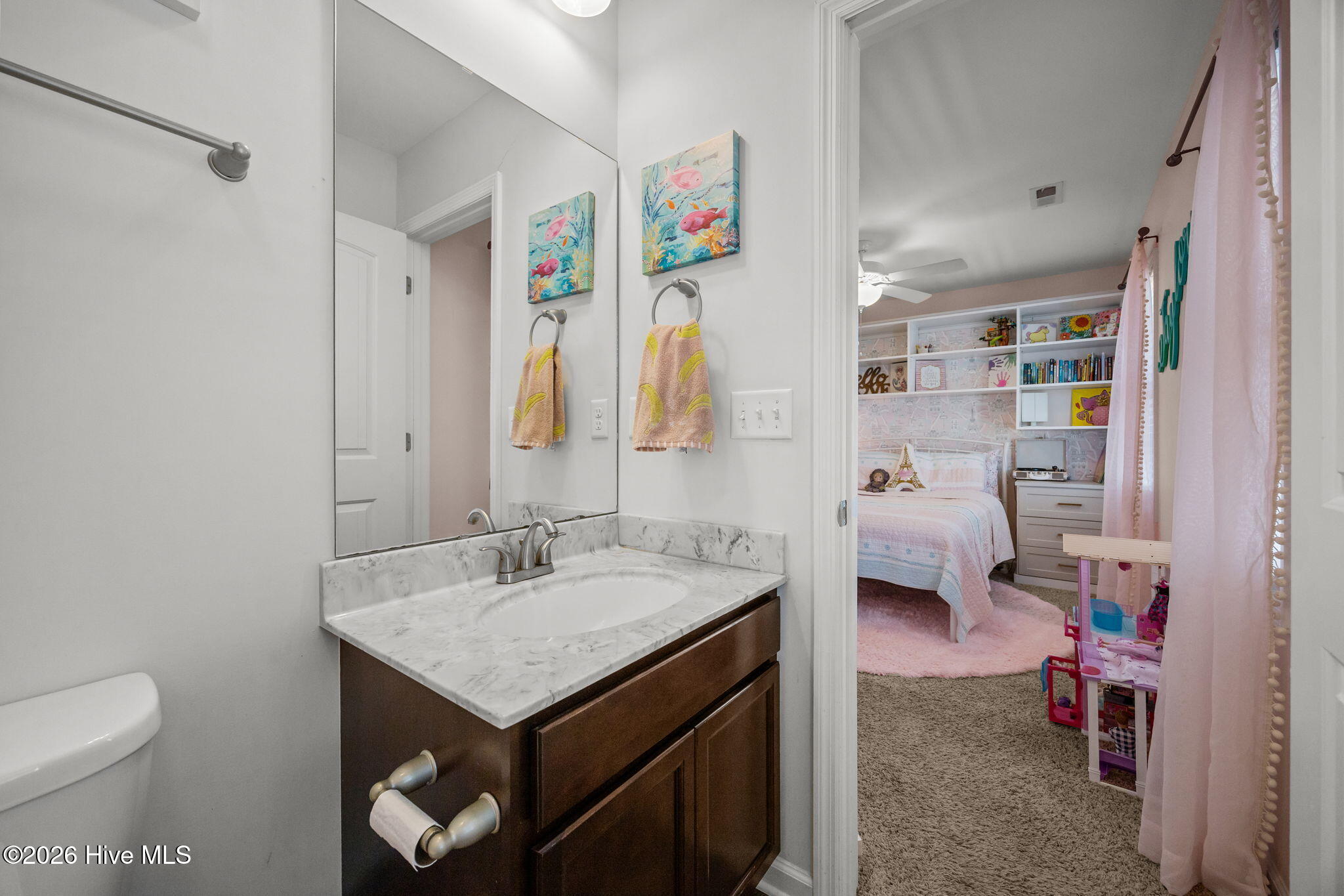 100551648 | Photo 20