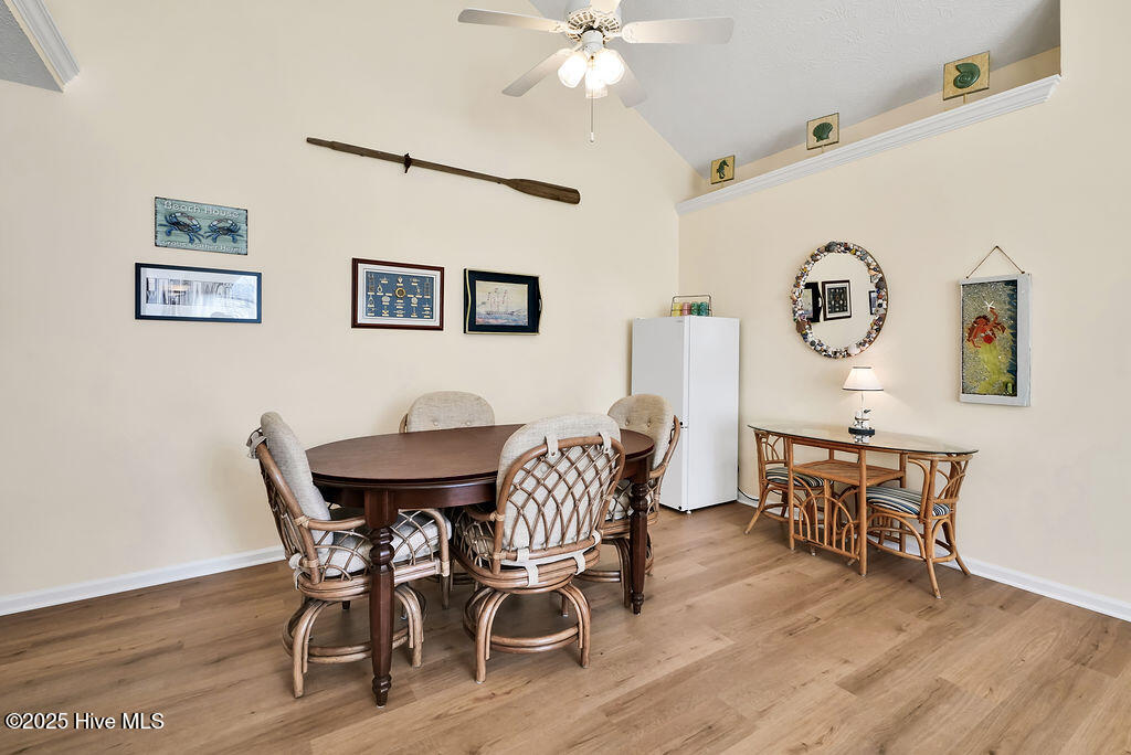 100541367 | Photo 10