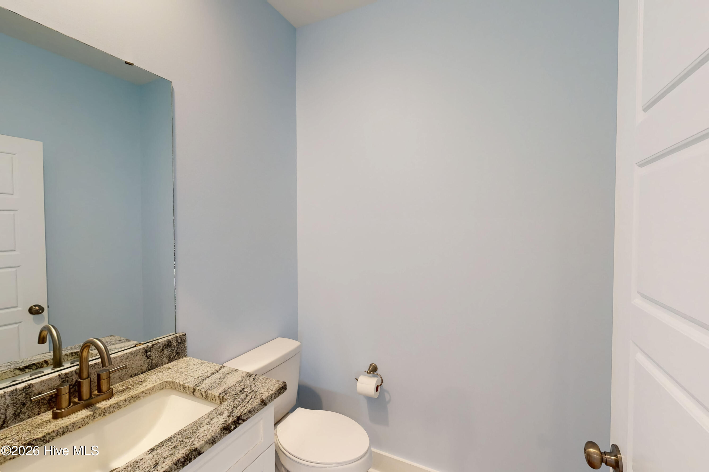 100557107 | Photo 30