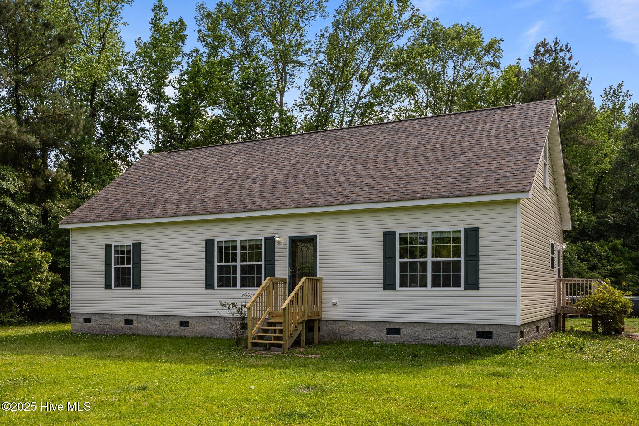 100550803 | Photo 44