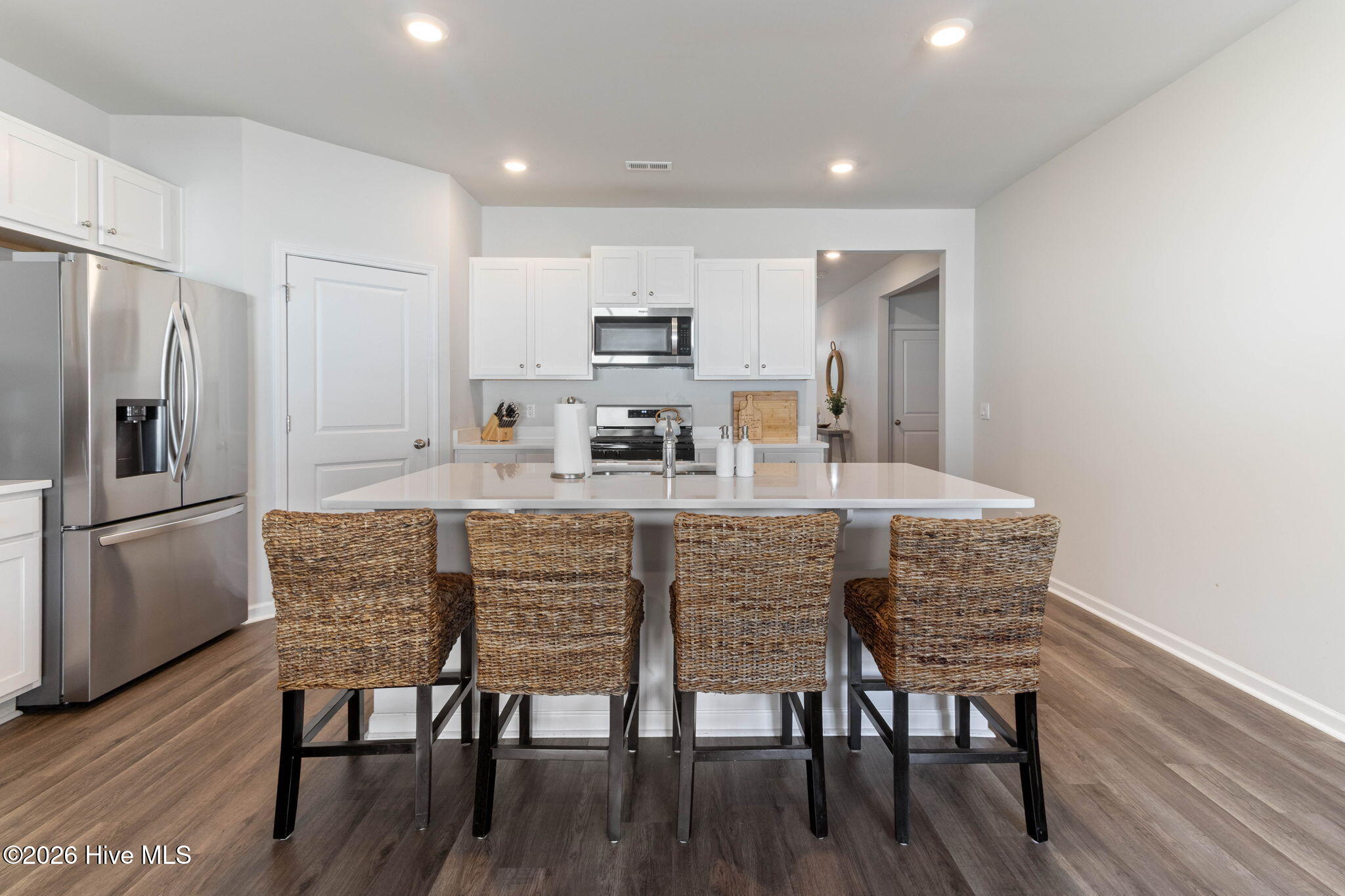 100561989 | Photo 16