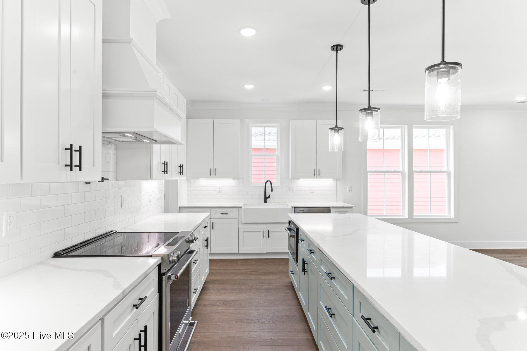 100505101 | Photo 14