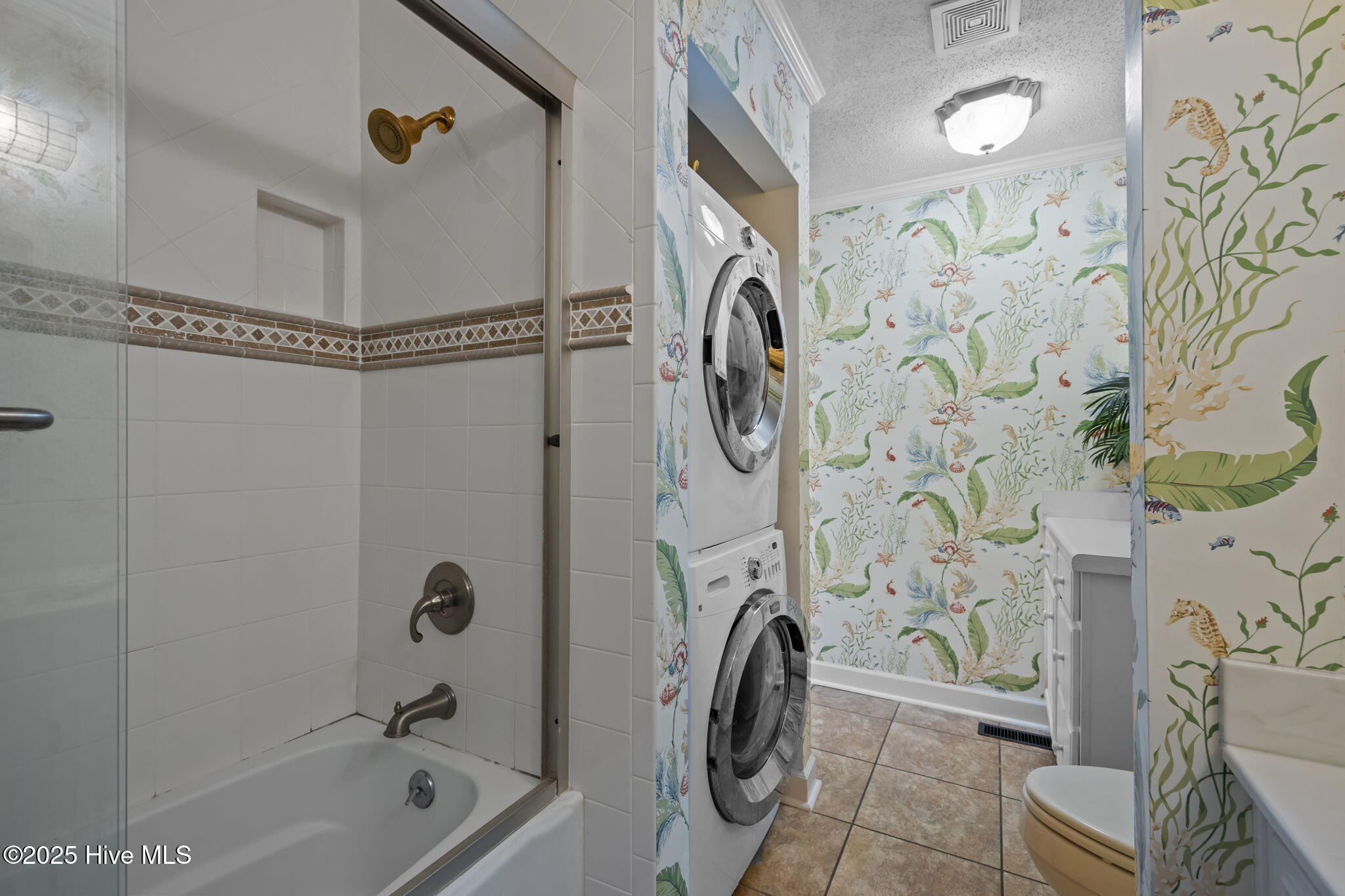 3907 Ocean Drive, Emerald Isle, NC, 28594