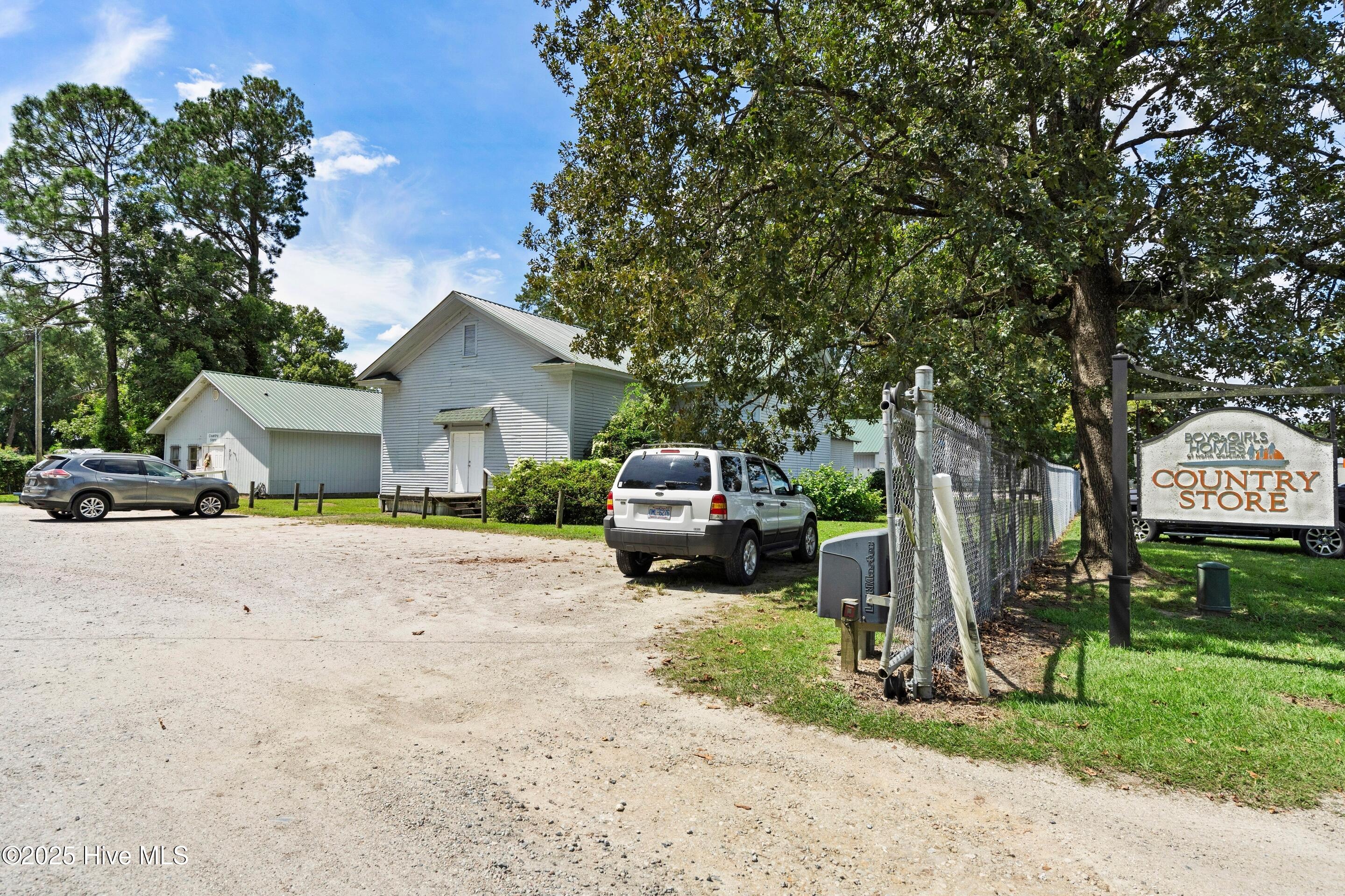 100528084 | Photo 13