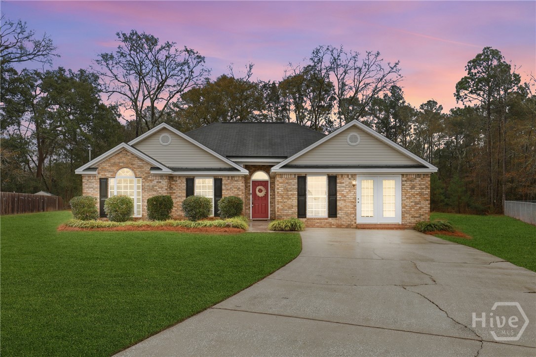 Homes for sale in Ellabell, GA | 35 Farmers Cir, Ellabell, GA 31308 | MLS# SA345942