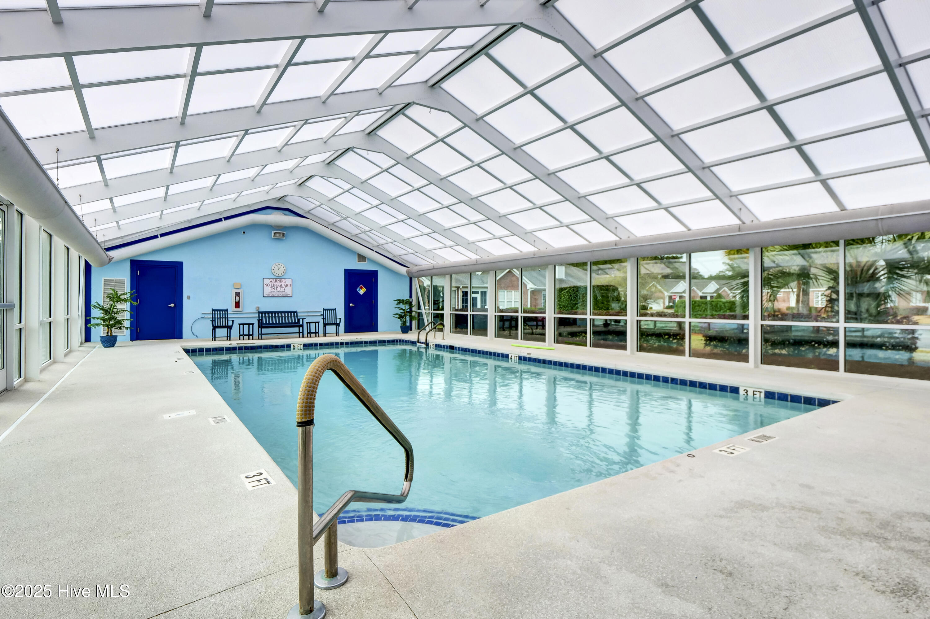 100510157 | Photo 27