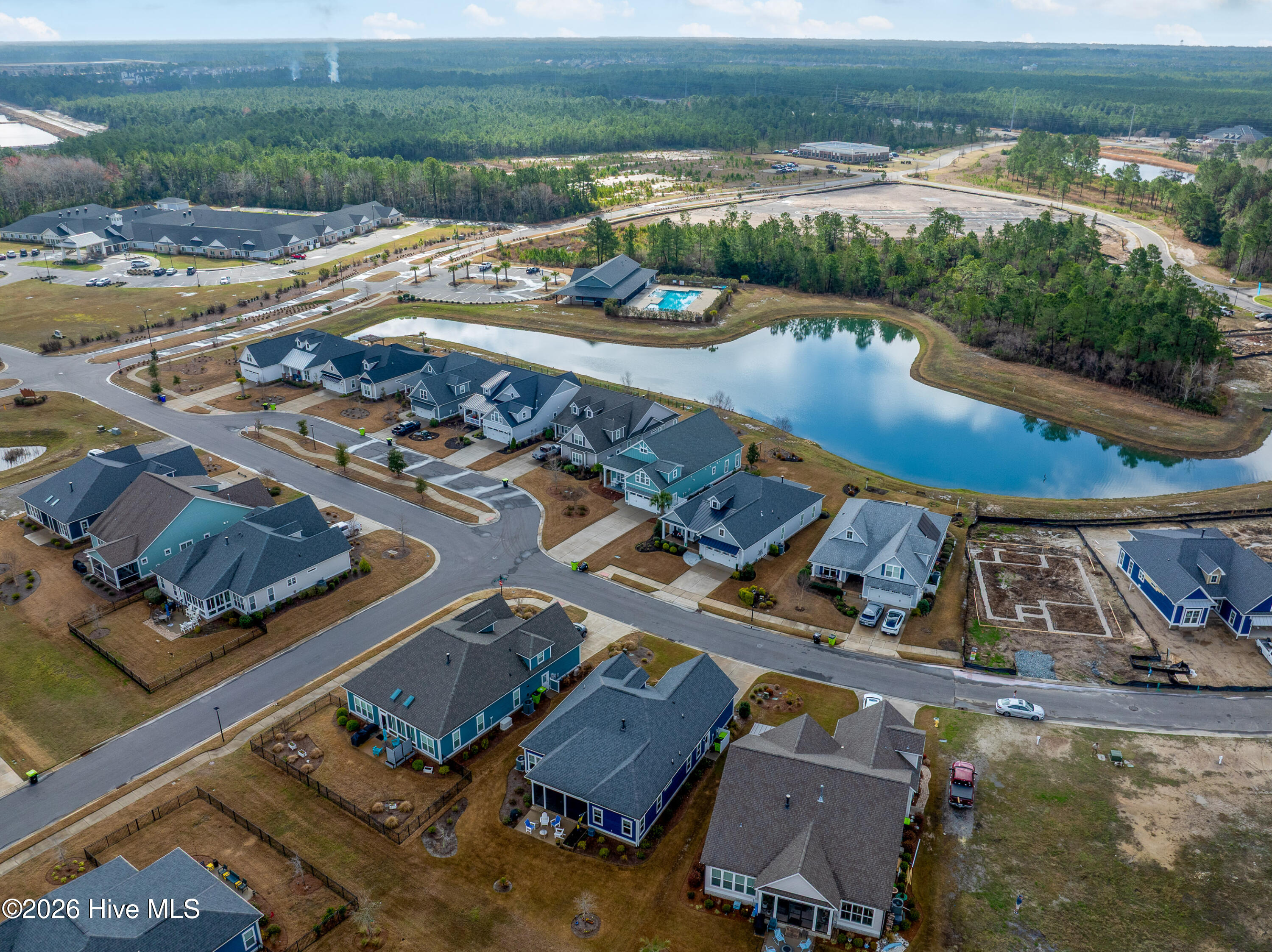 100559737 | Photo 39