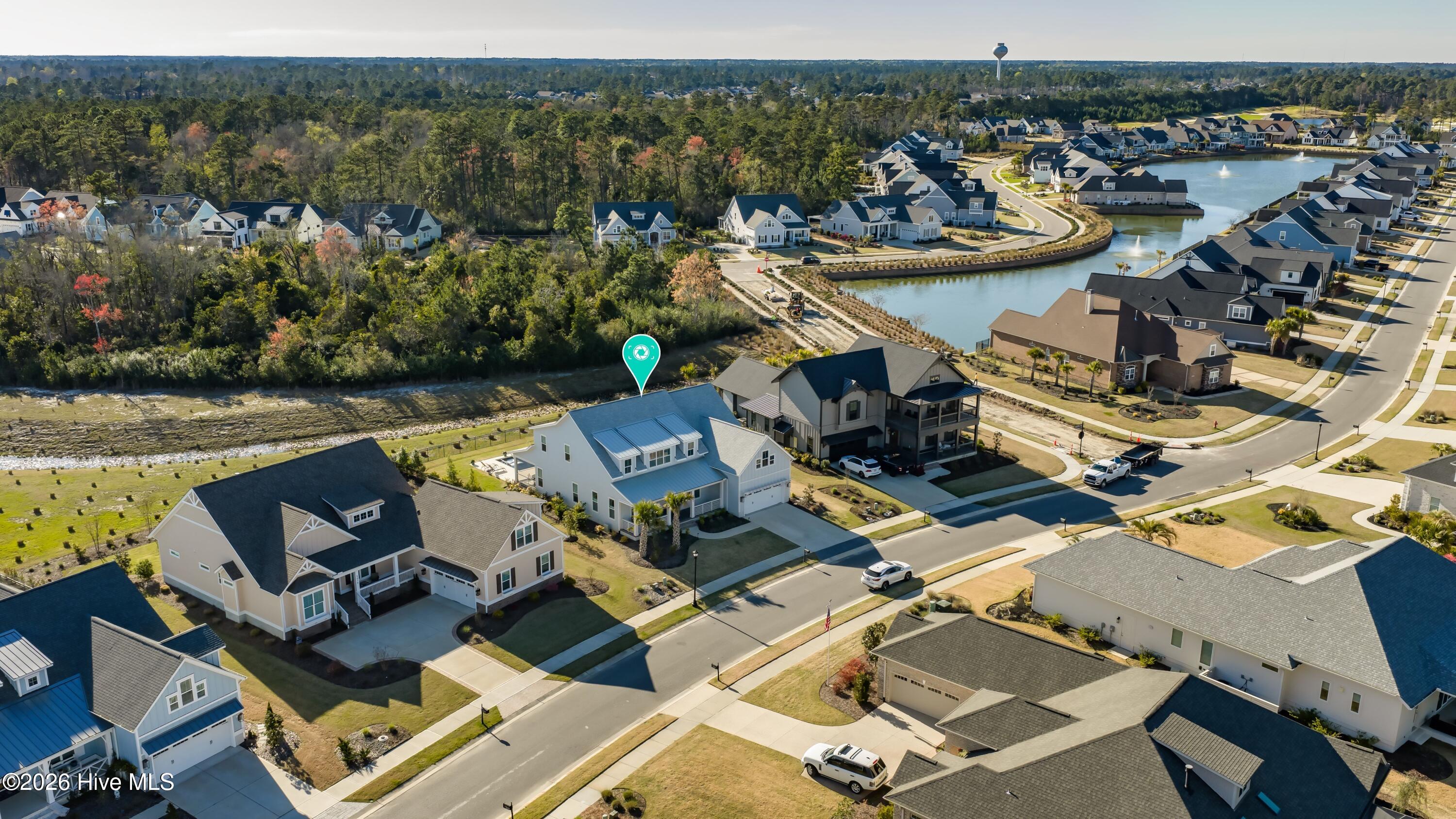 100566298 | Photo 64