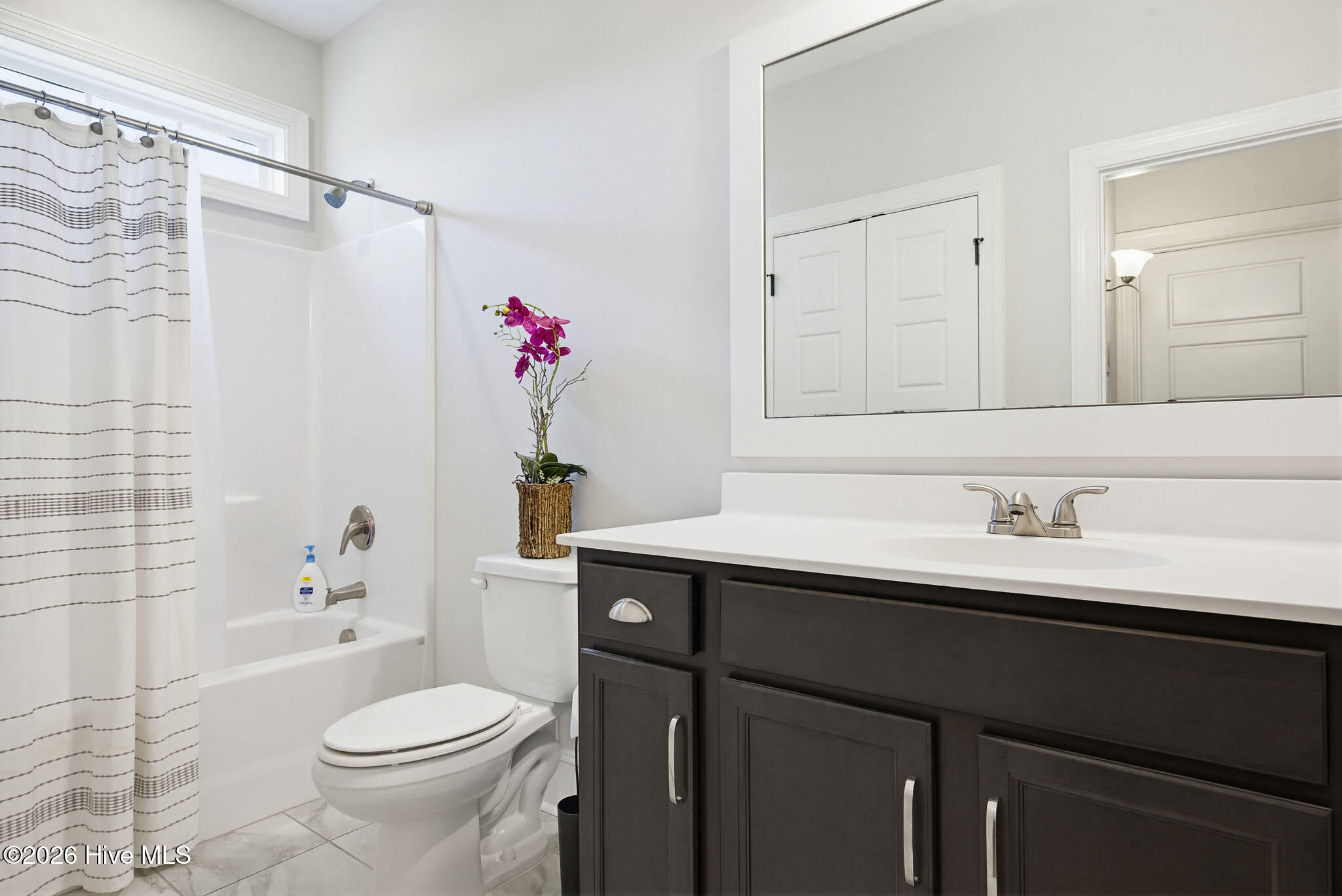 100569599 | Photo 29