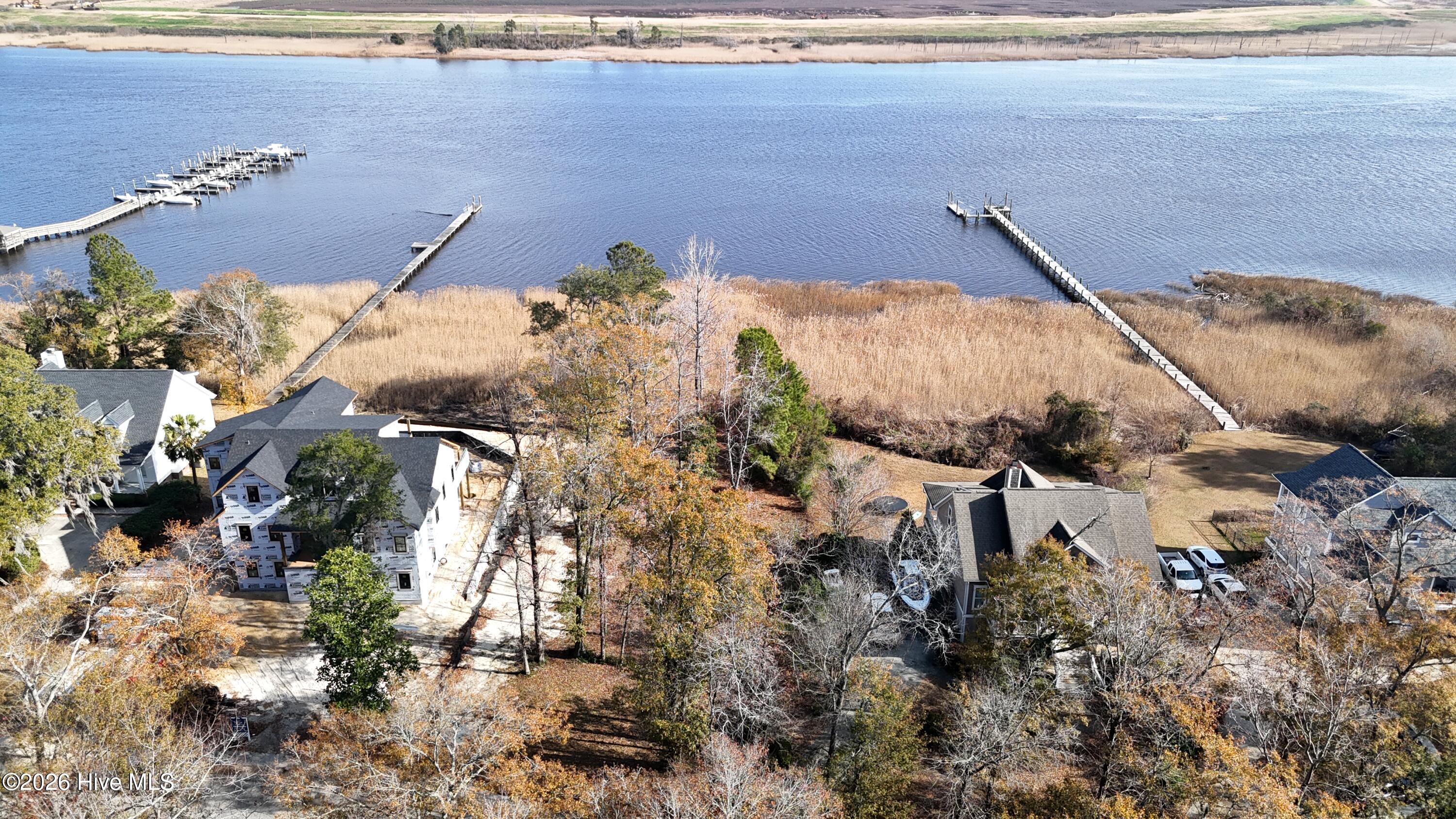 100546678 | Photo 24