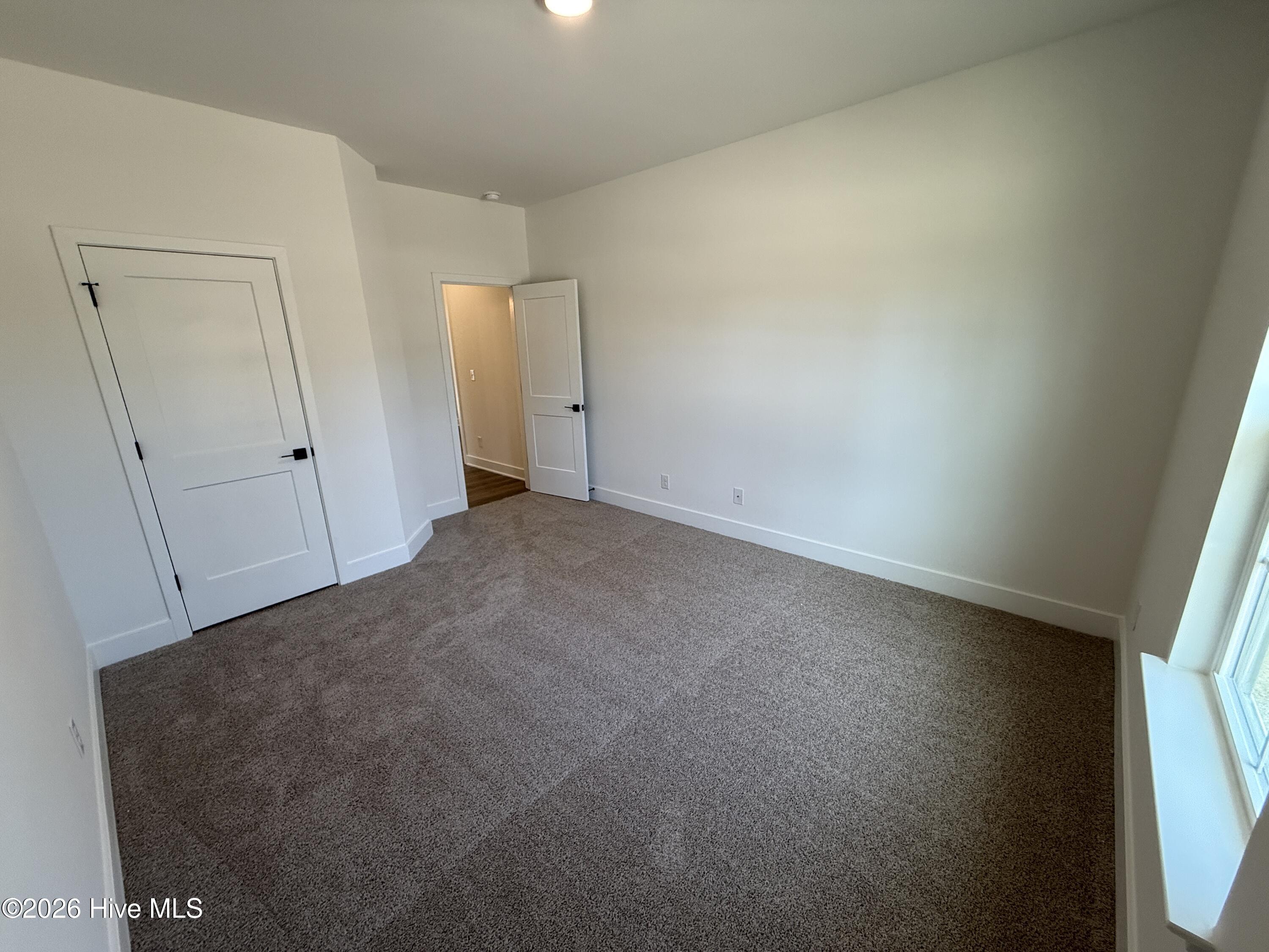 100551152 | Photo 30