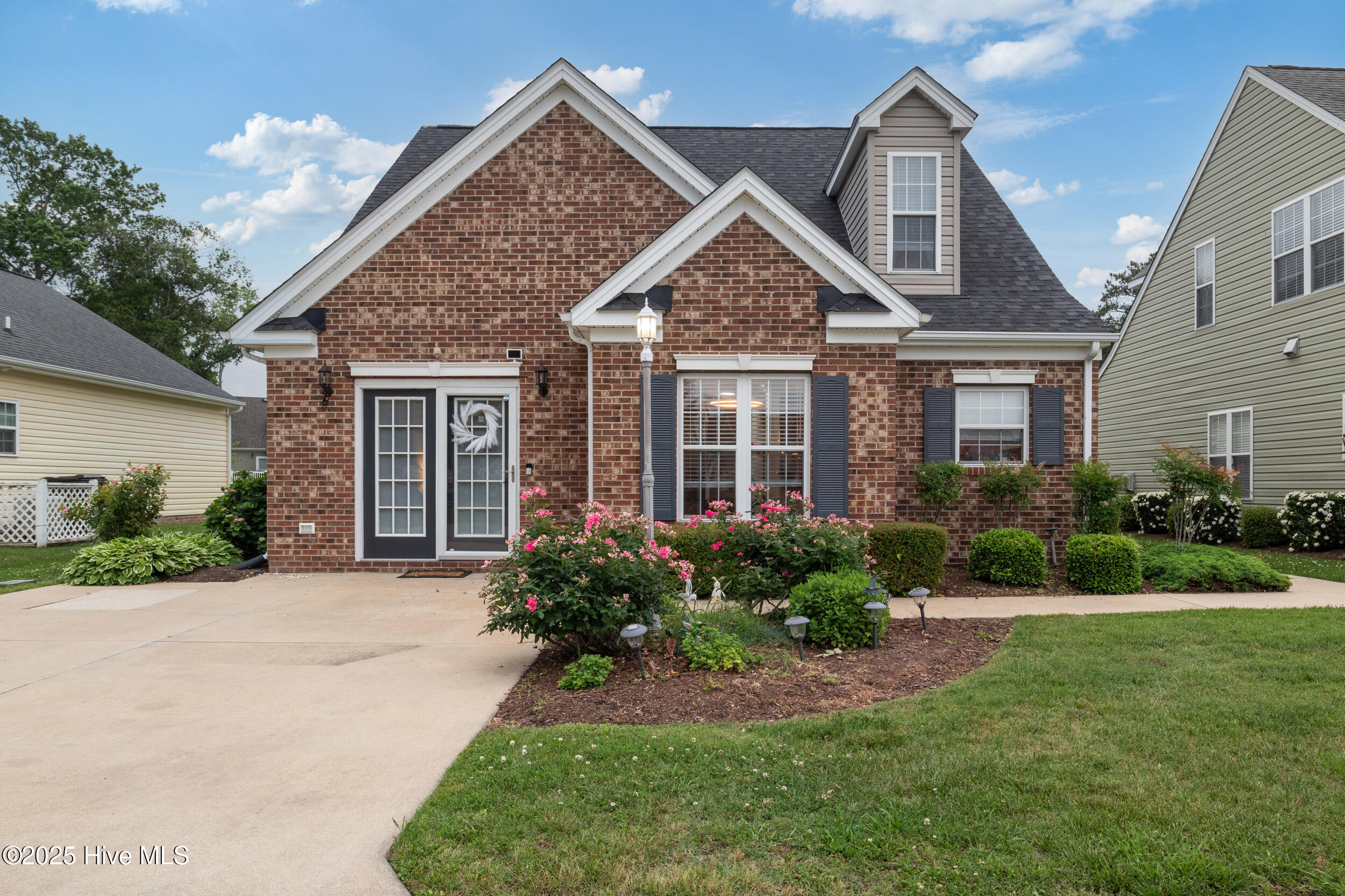 Homes for sale in Elizabeth City, NC | 248 Sulidae Ct, Elizabeth City, NC 27909 | MLS# 100505517