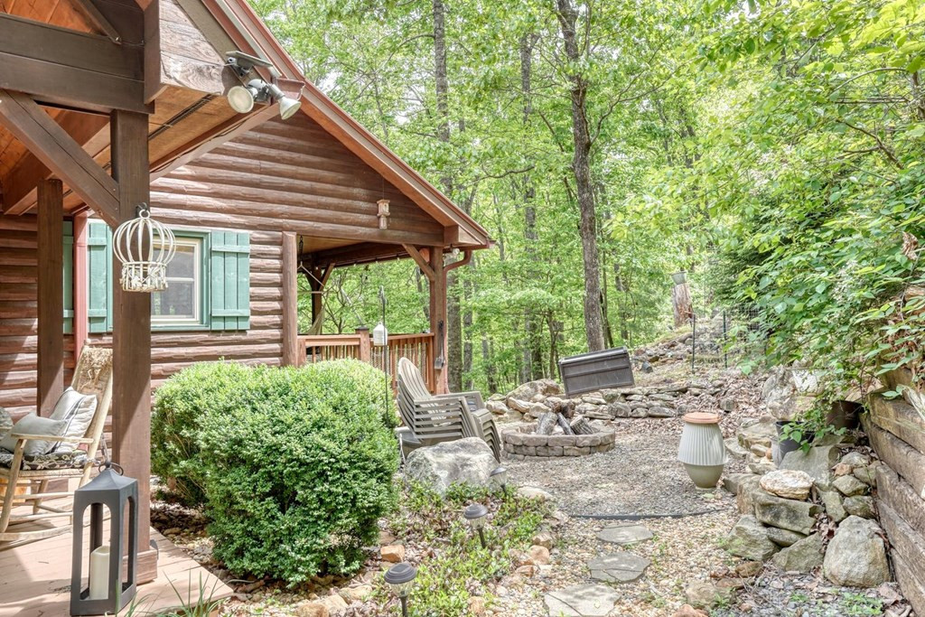 529 Talulu Pass, Murphy, NC 28906 Listing Photo  4