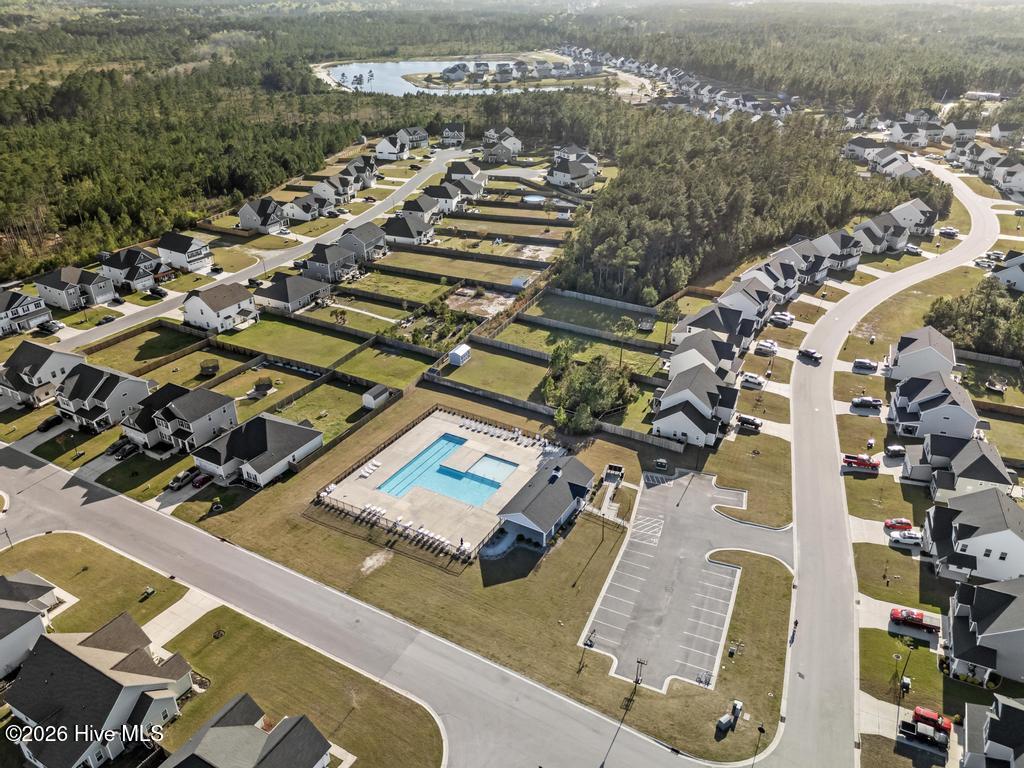 100565608 | Photo 59