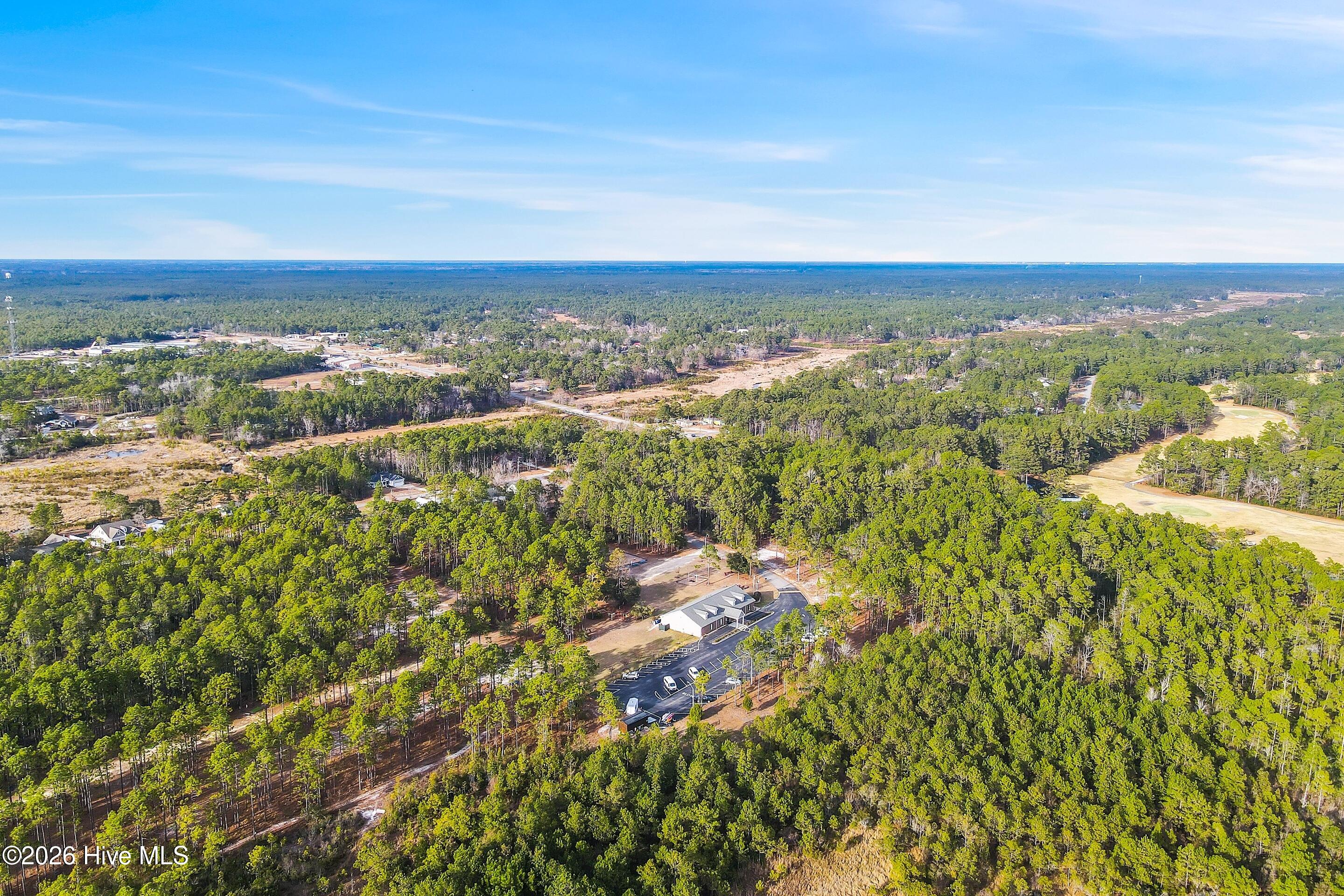 100548335 | Photo 76