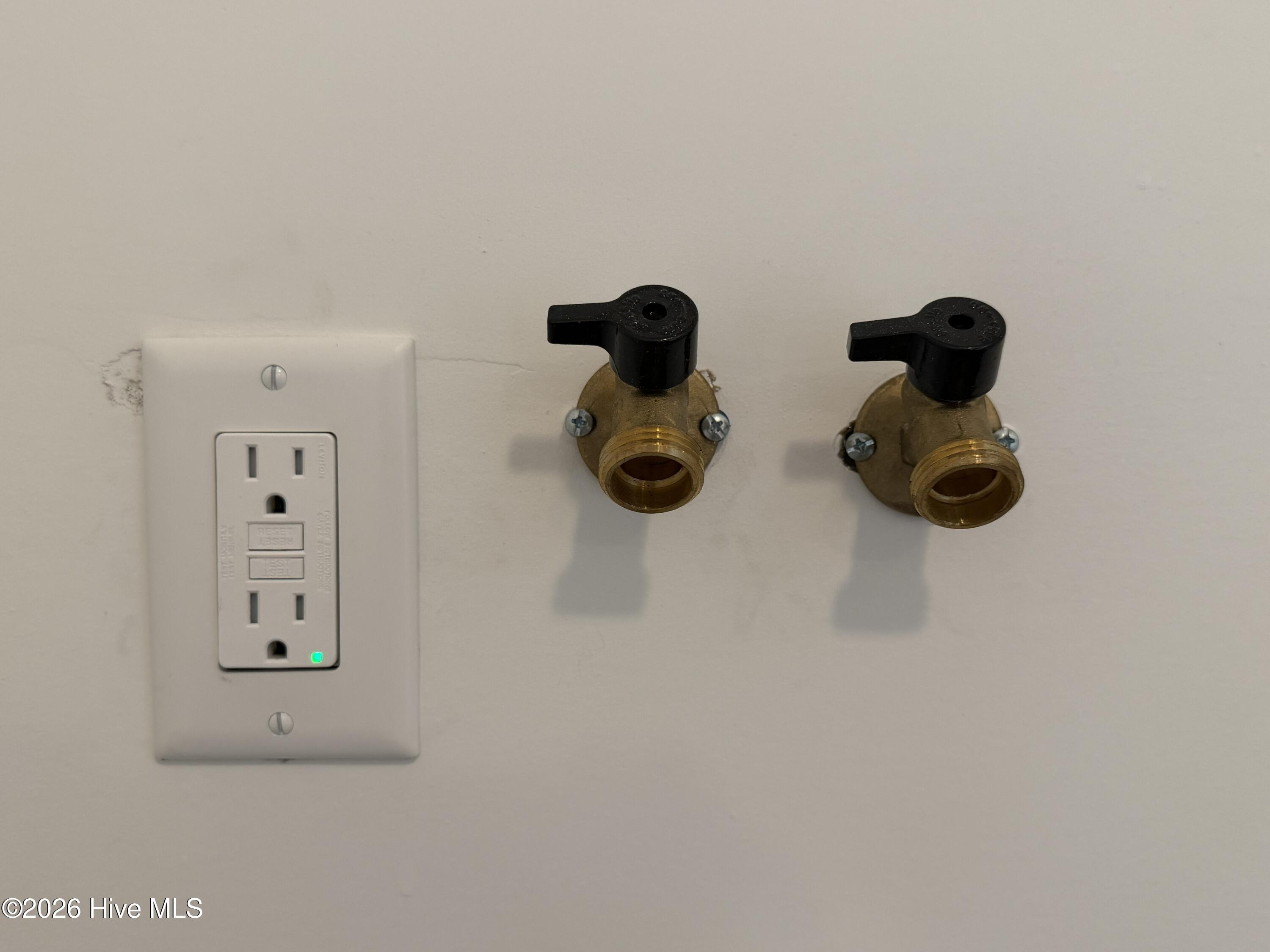 100565098 | Photo 19