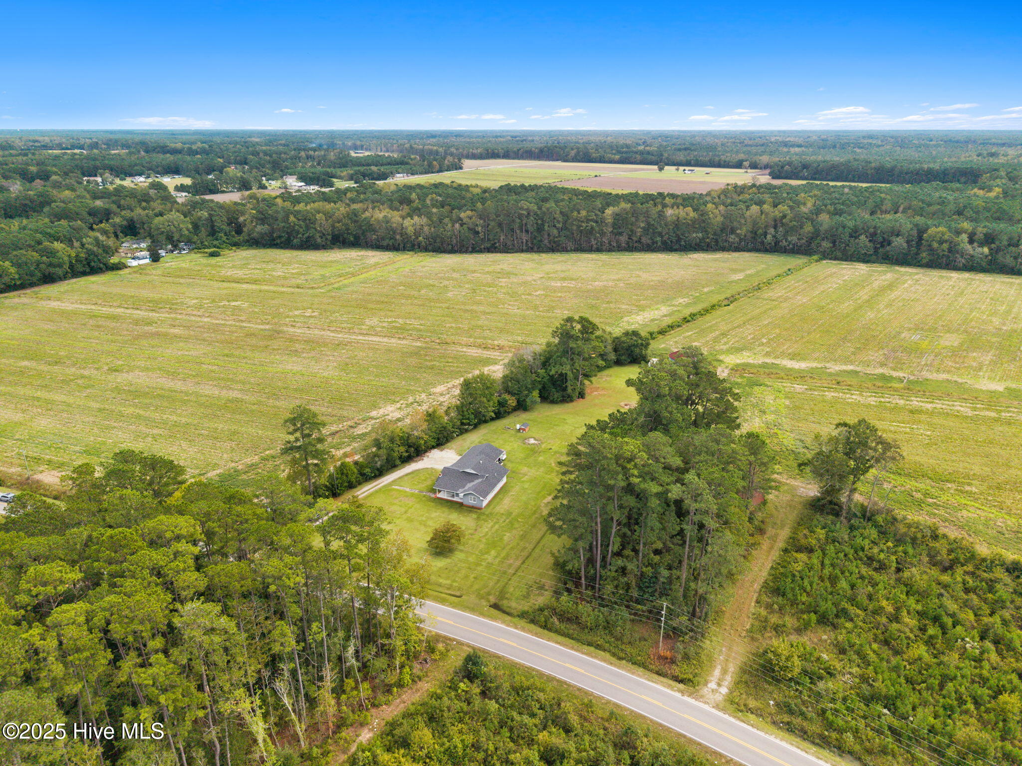 100536505 | Photo 34