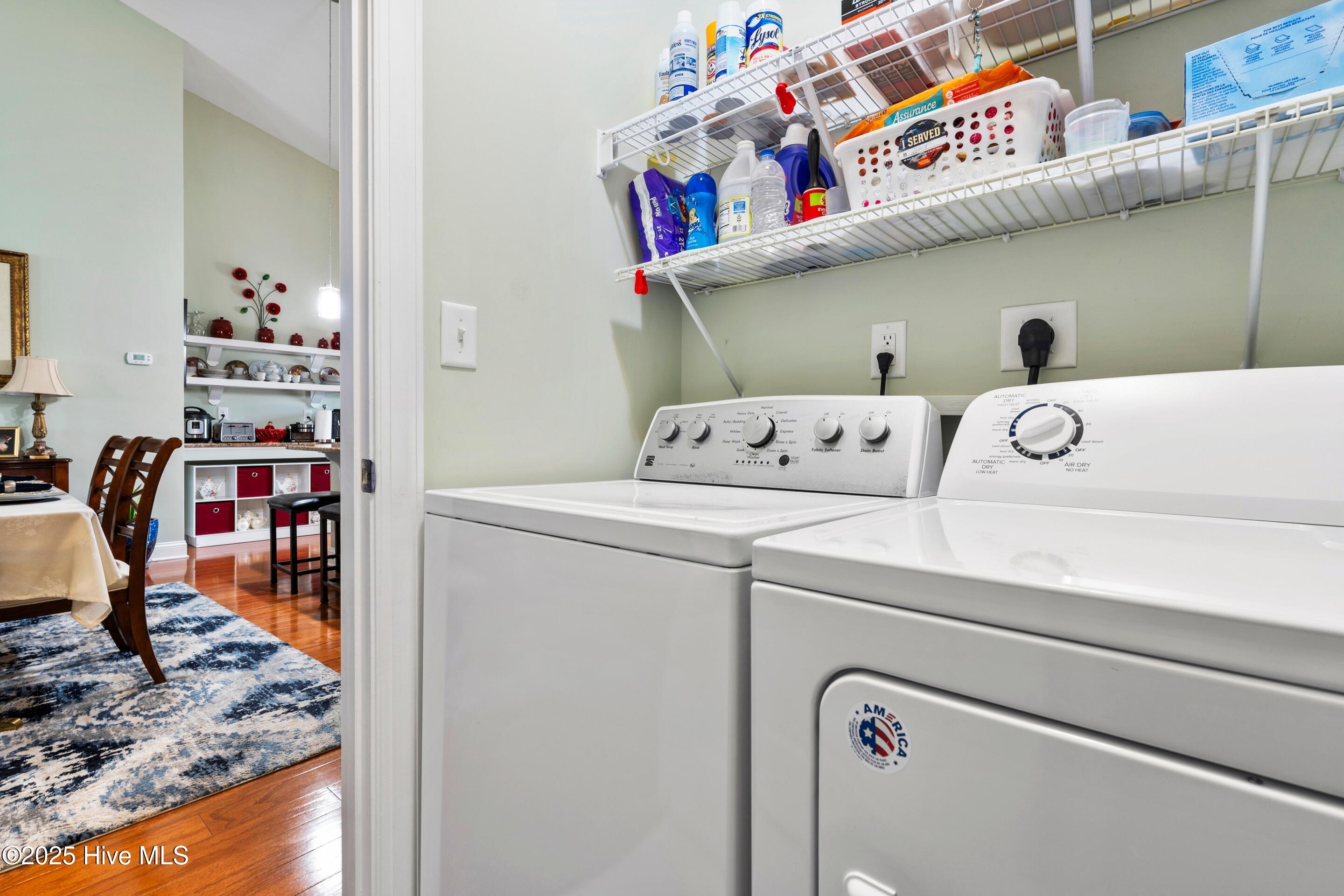 100512963 | Photo 36