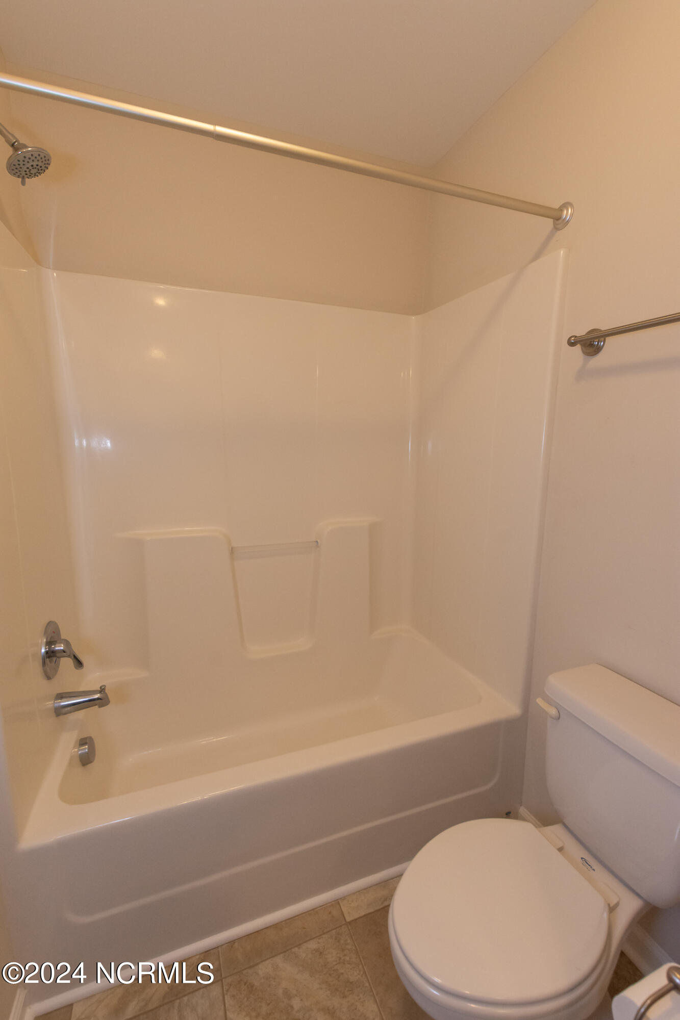 100547412 | Photo 26