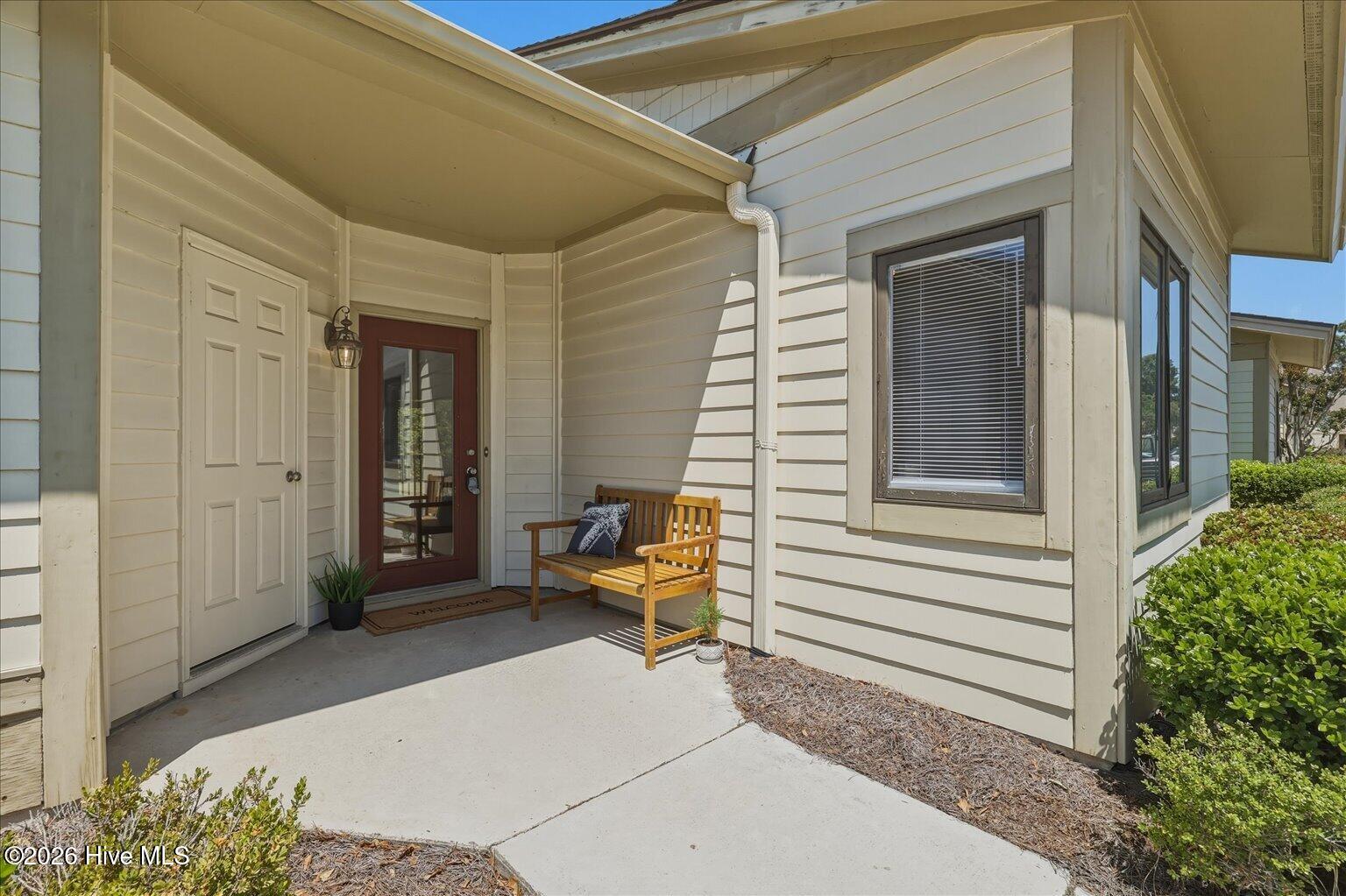 100569130 | Photo 15