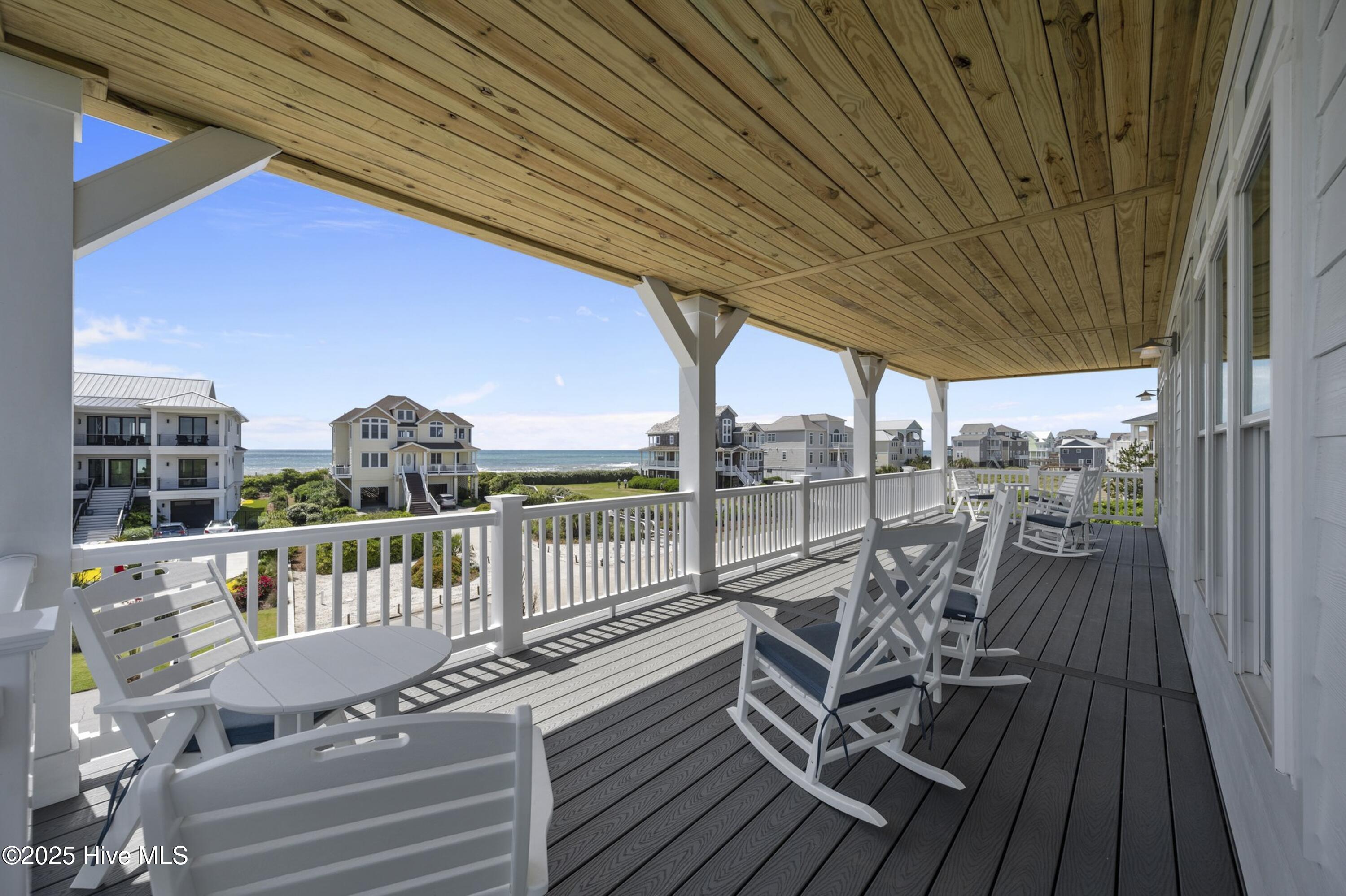 100510701 | Photo 72