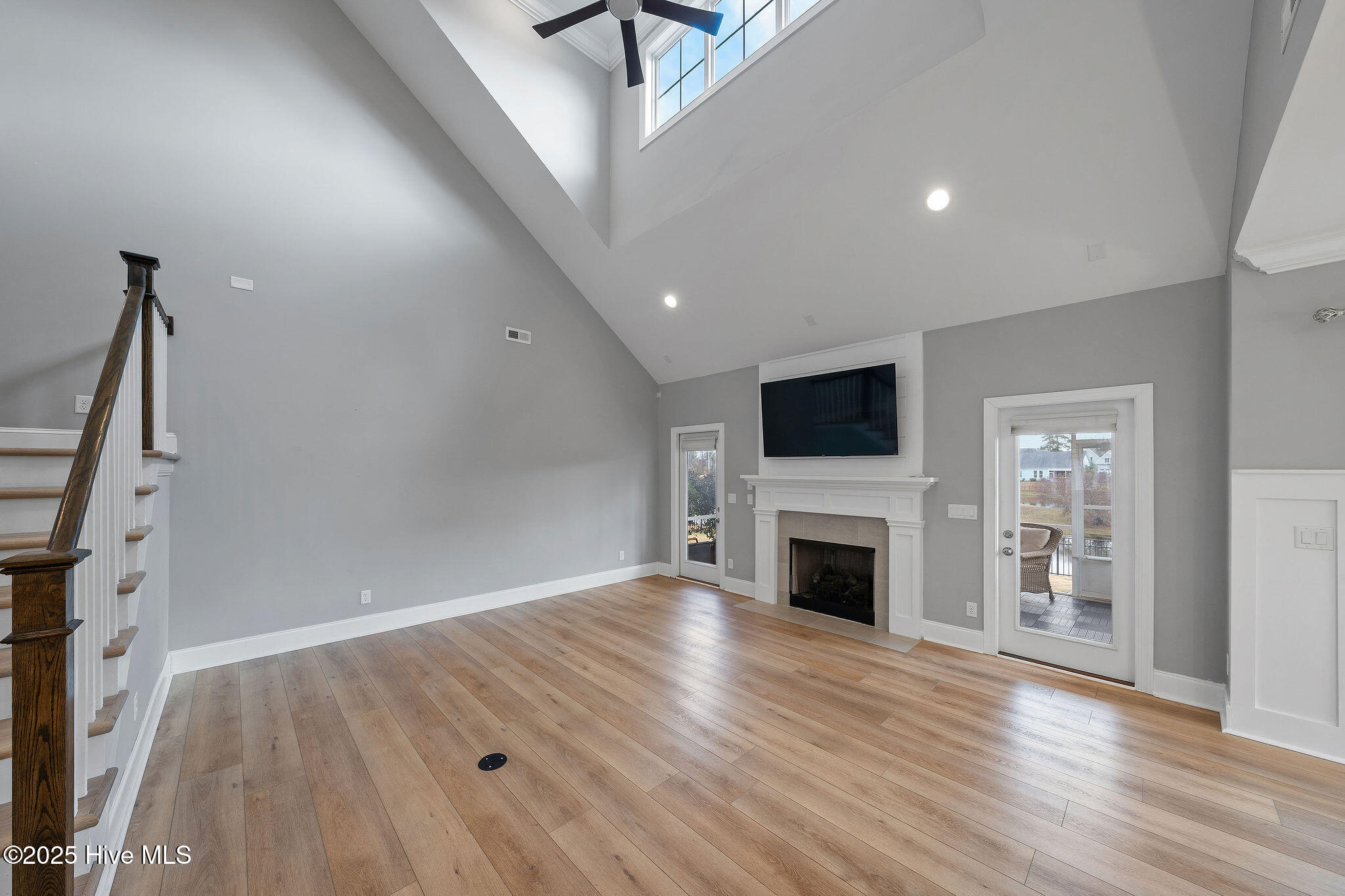 100564106 | Photo 41