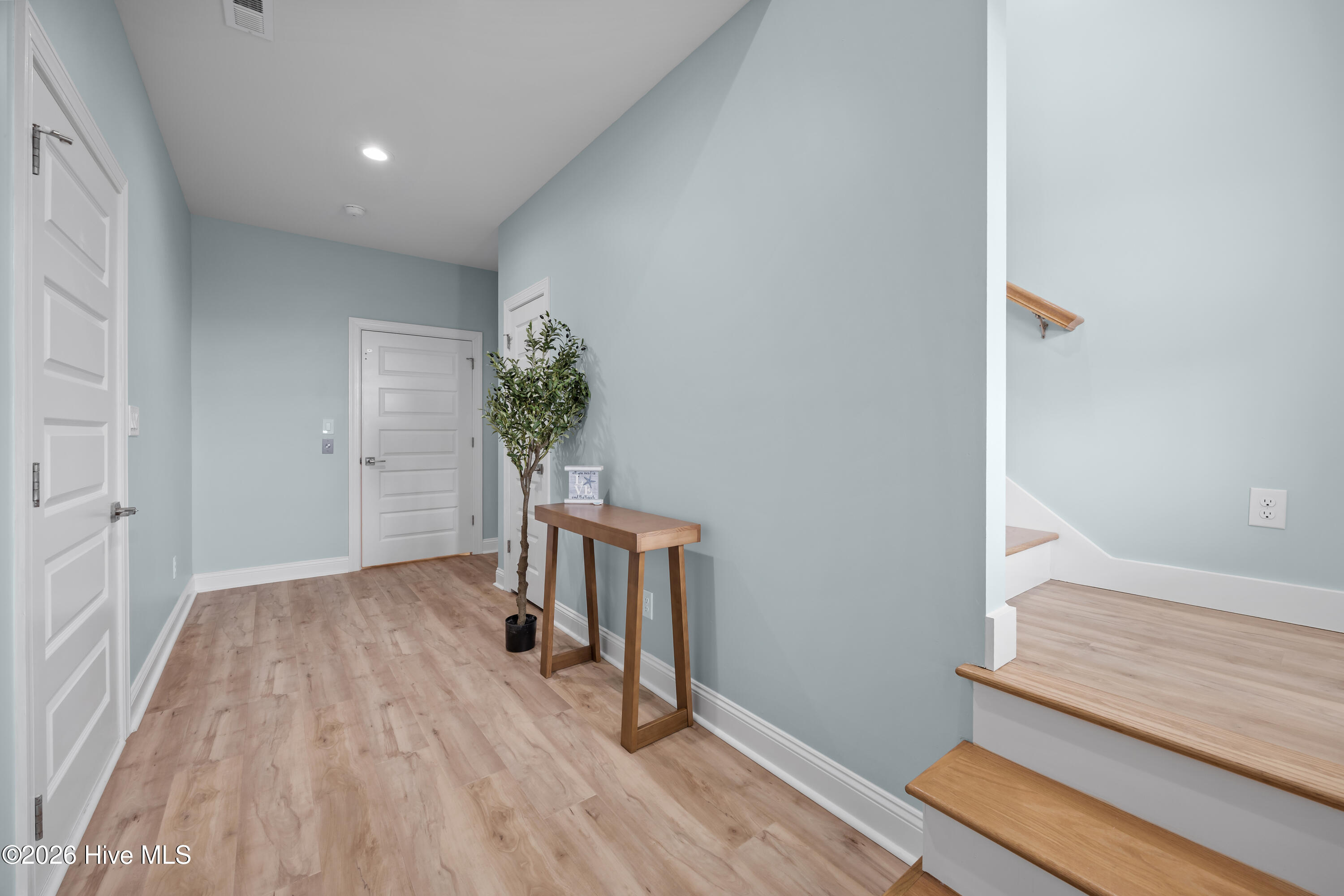 104 E Seaview Drive, Emerald Isle, NC, 28594