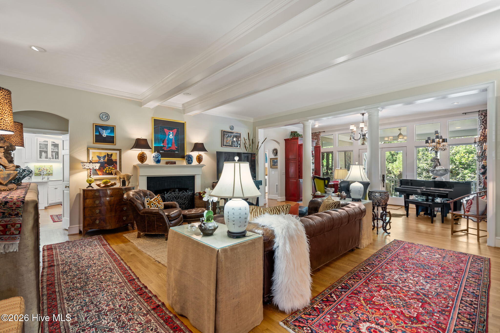 100570294 | Photo 13