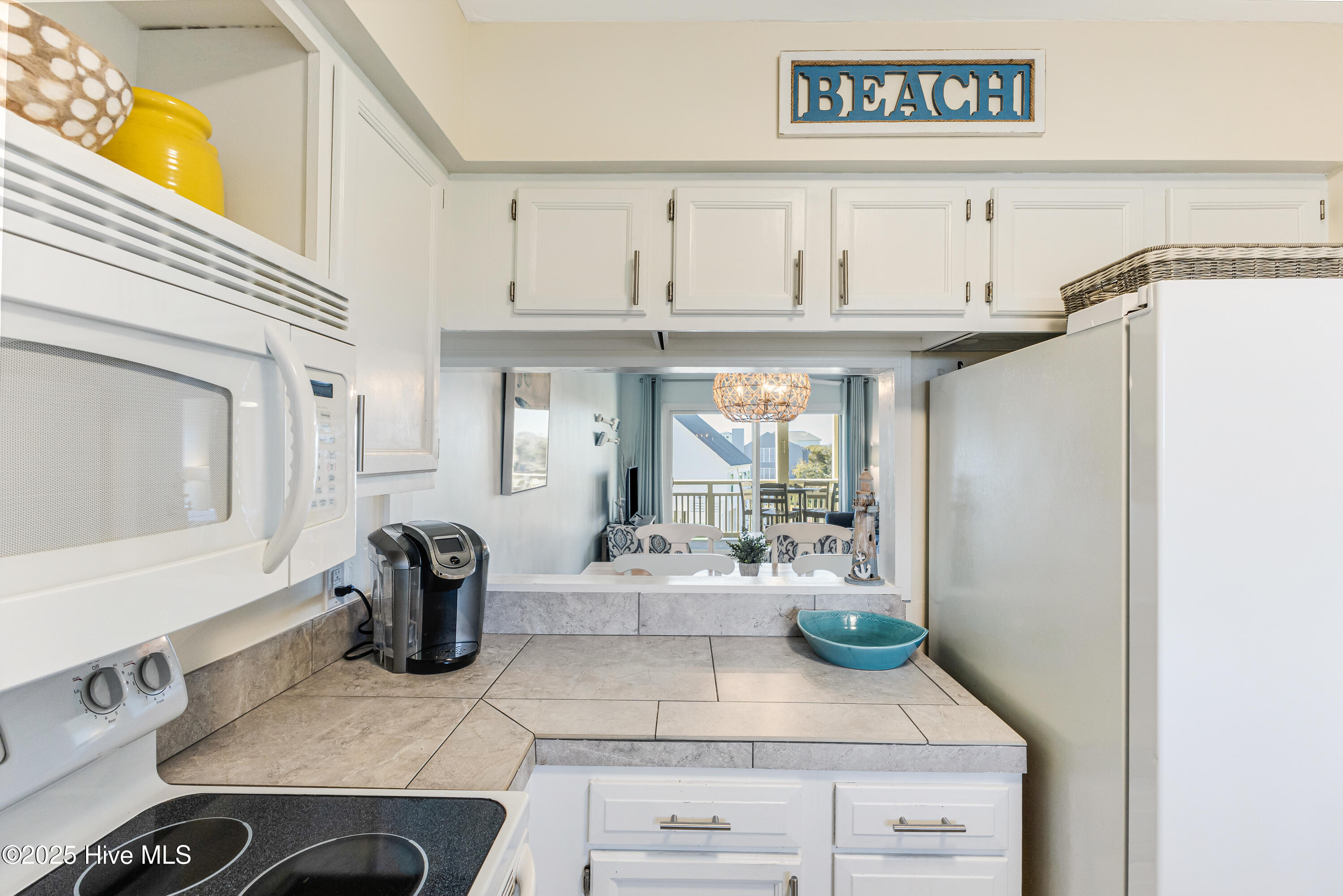 100545293 | Photo 18