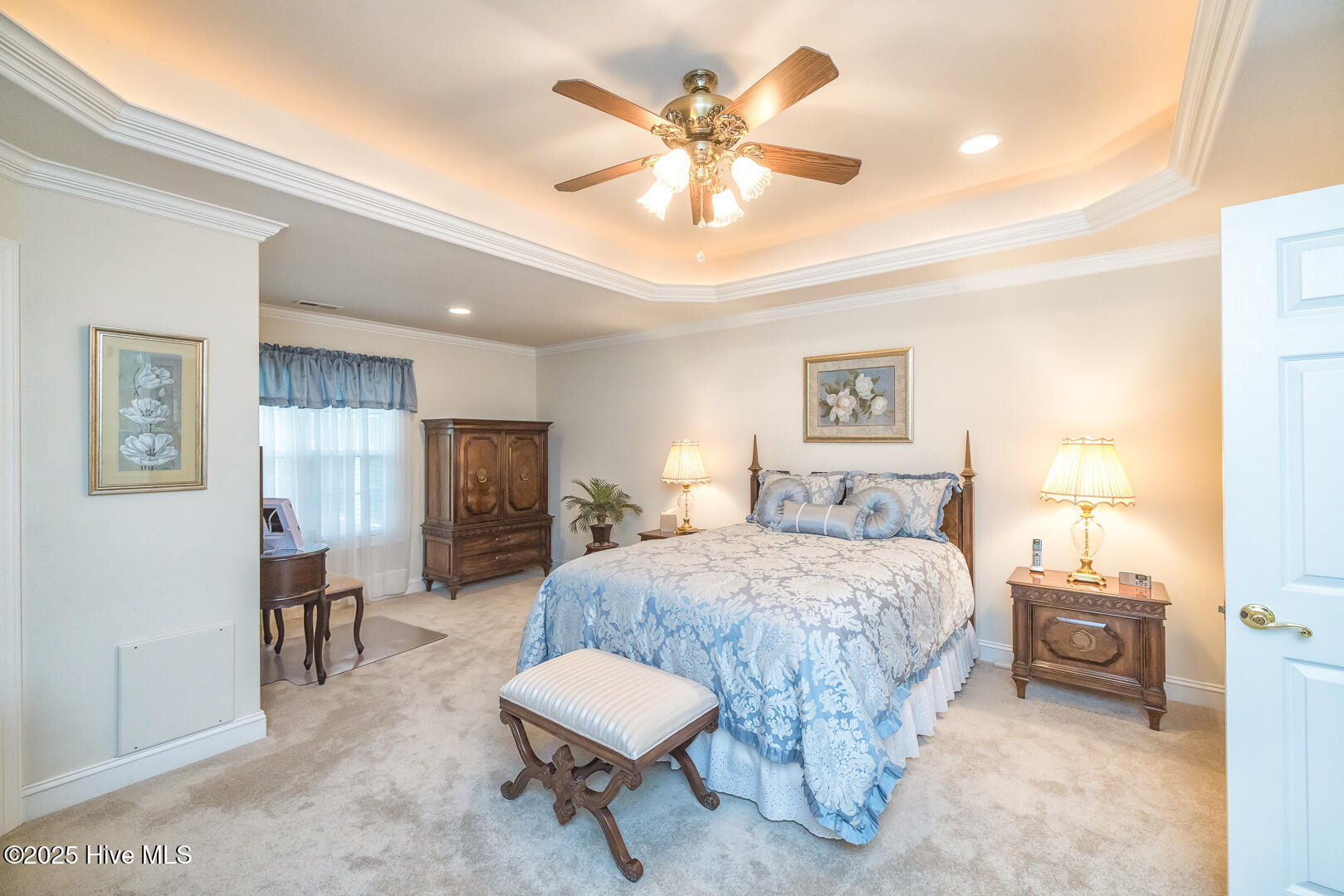 100538181 | Photo 30