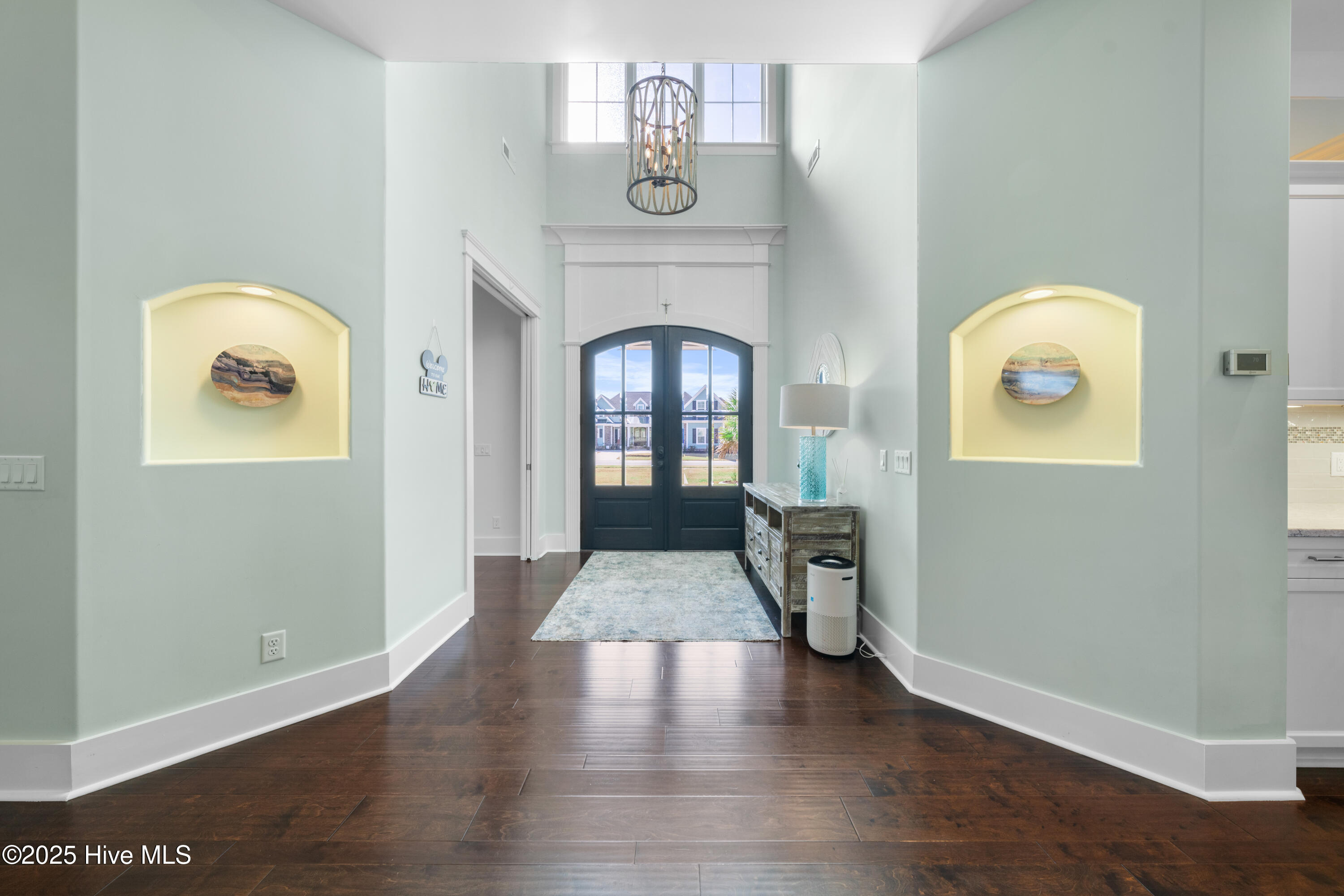 100494528 | Photo 16