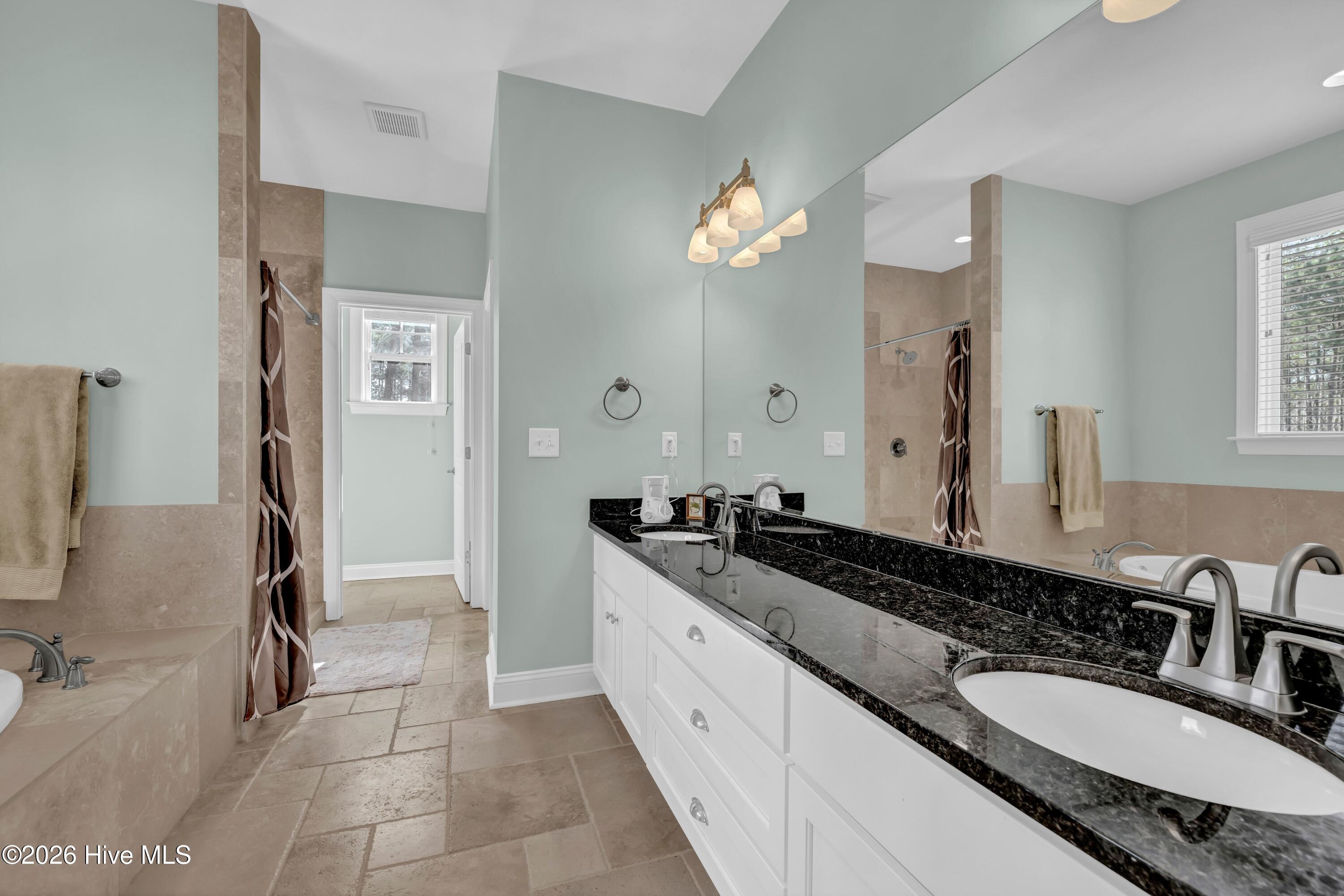 100551547 | Photo 20