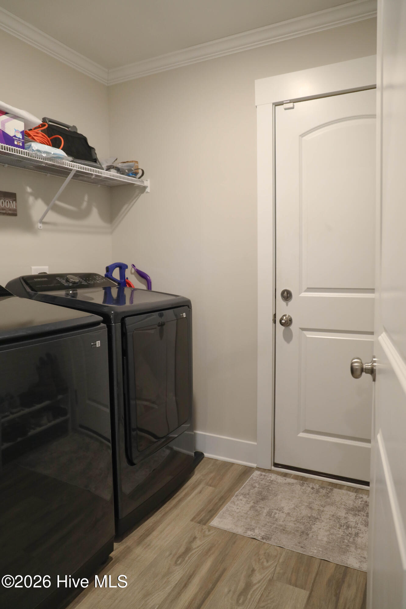 100560693 | Photo 47