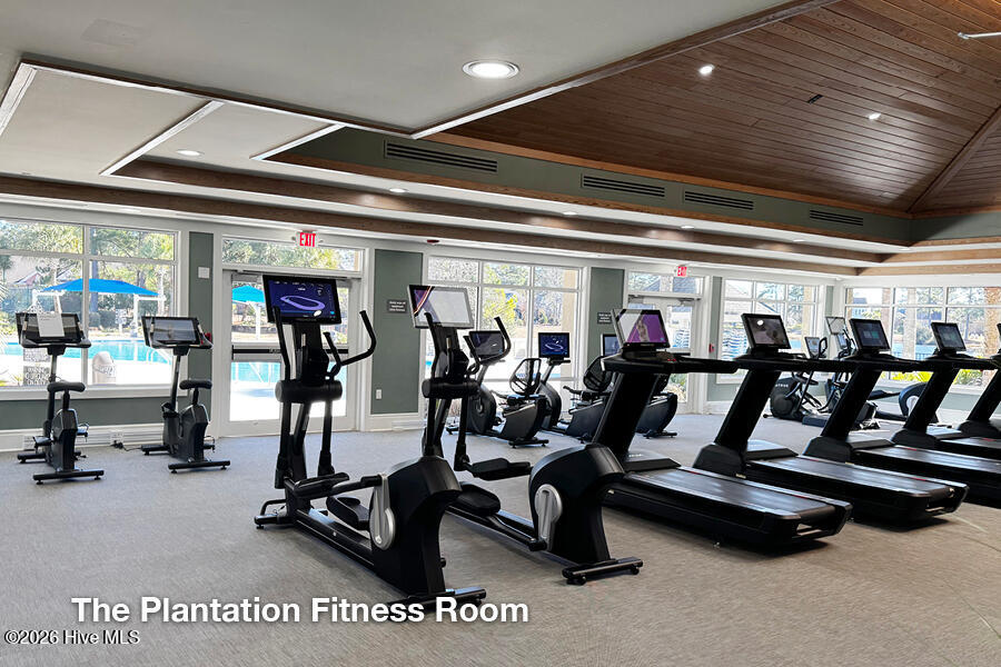 100562413 | Photo 13