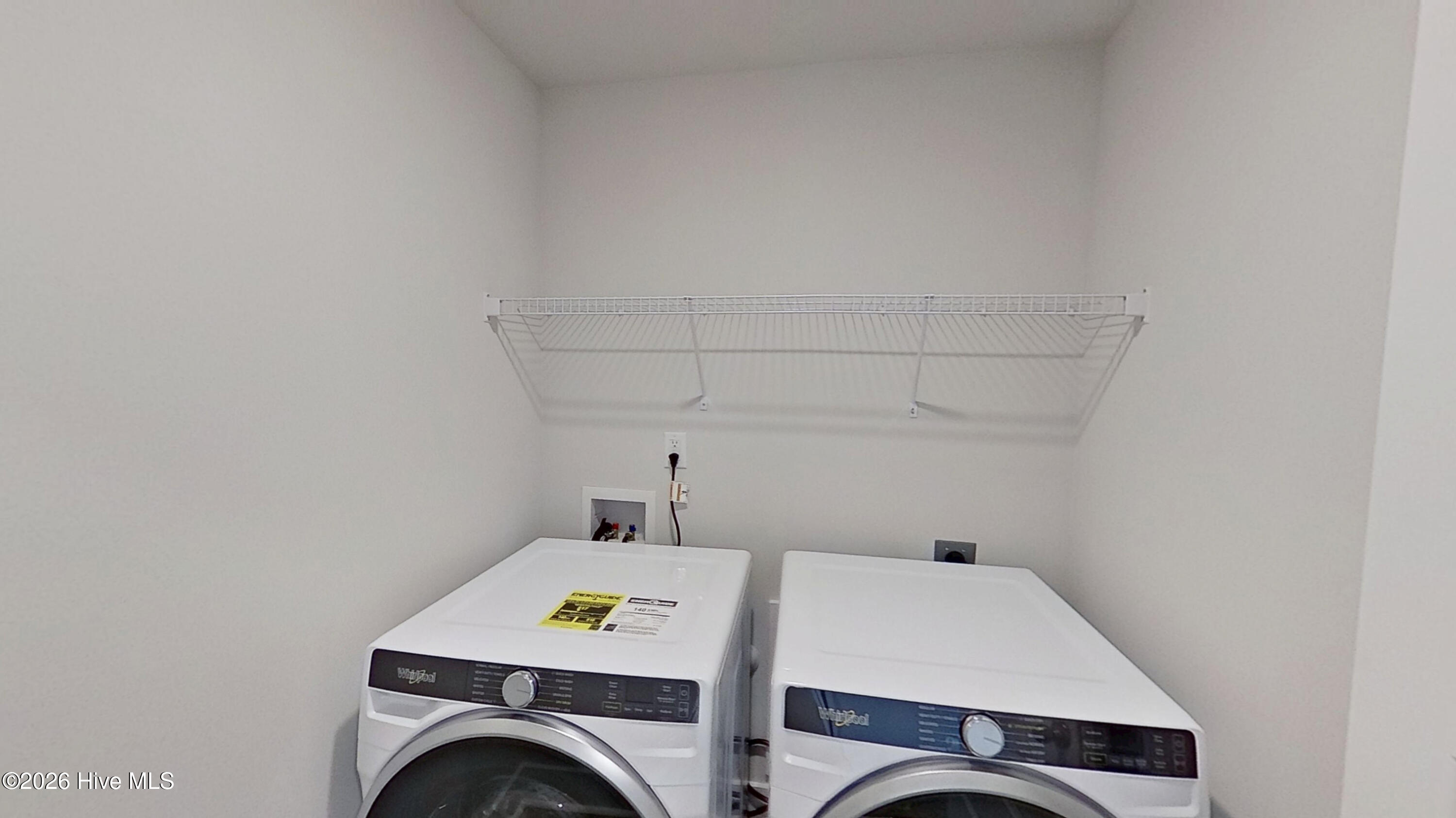 100553960 | Photo 24