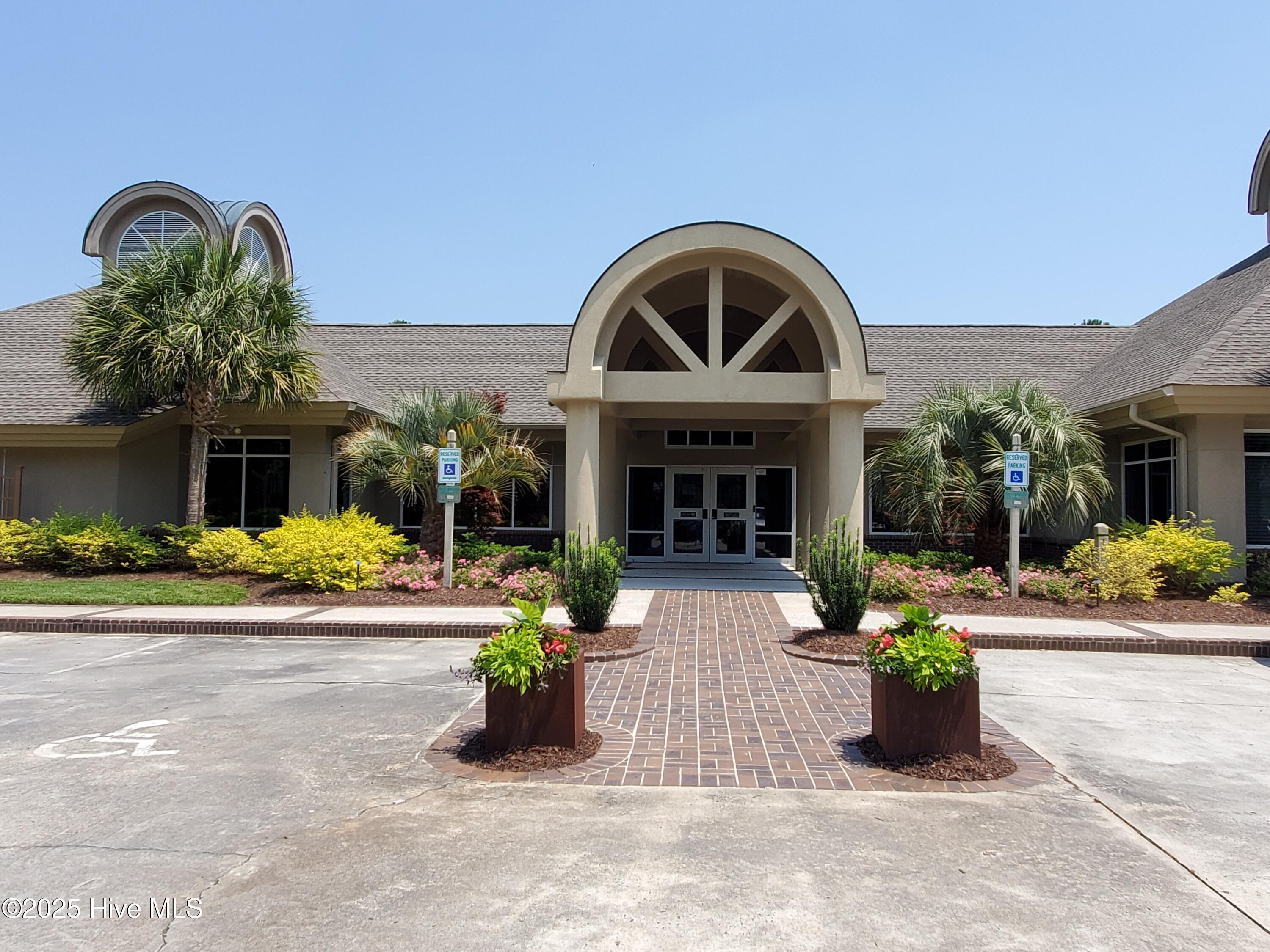 100545247 | Photo 37