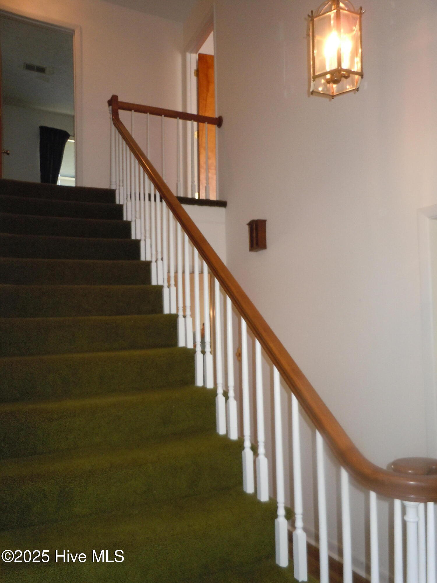 100533053 | Photo 39