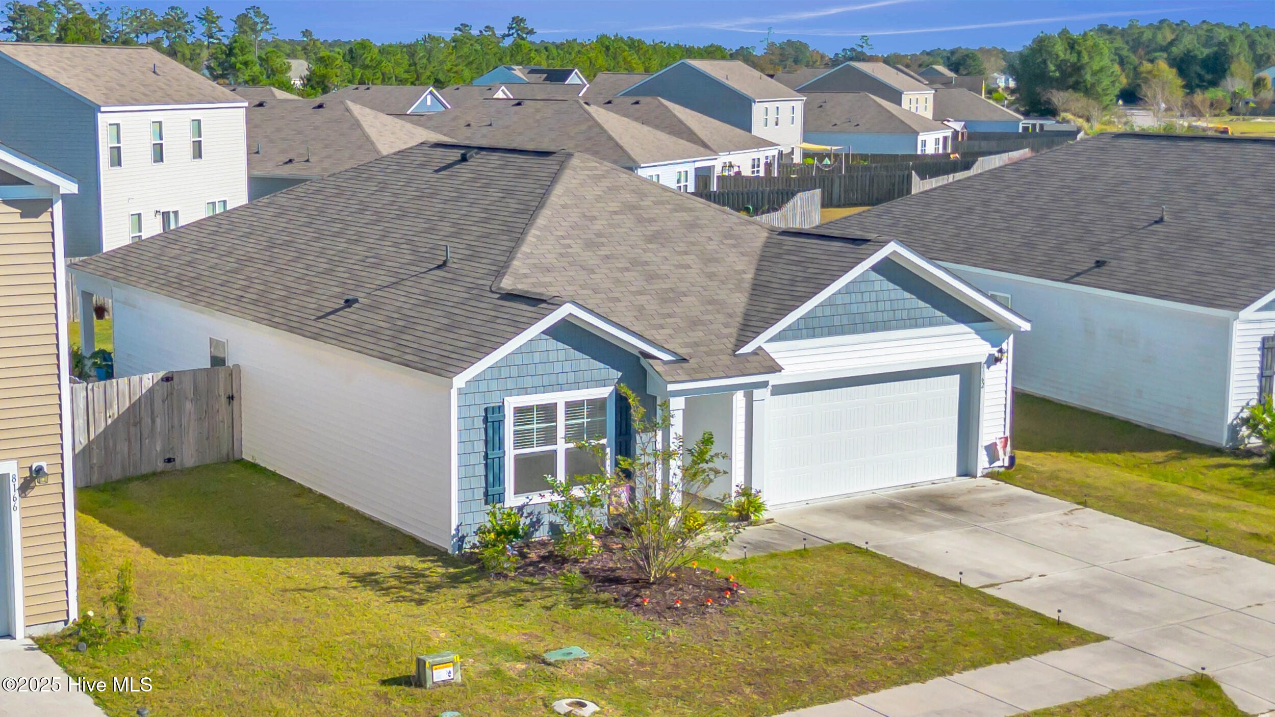 100539440 | Photo 32