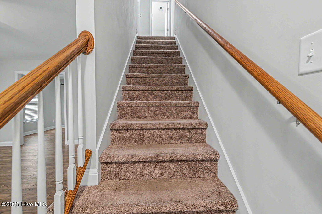 305 Ridge Land Court,Maysville