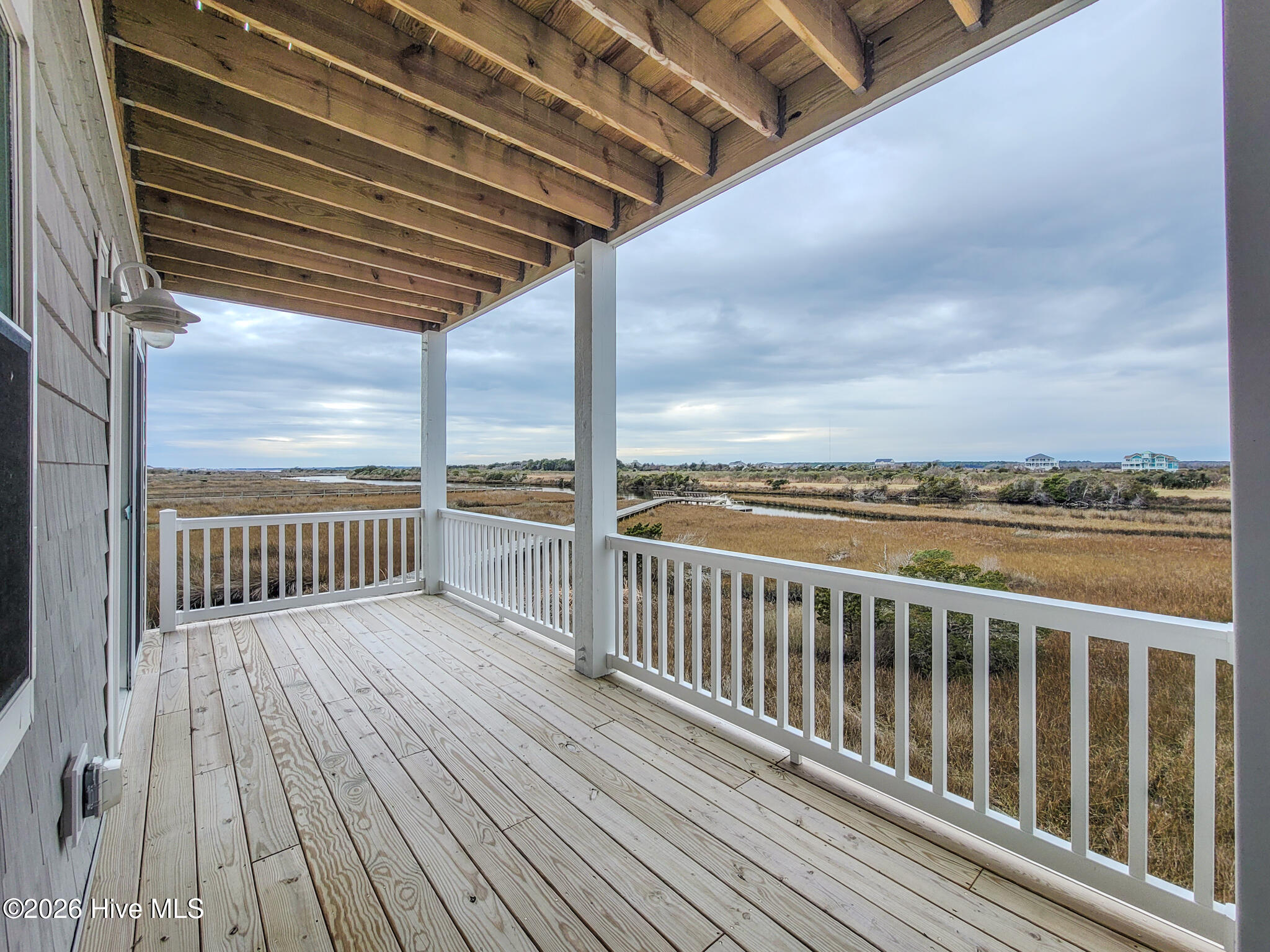 100553641 | Photo 66