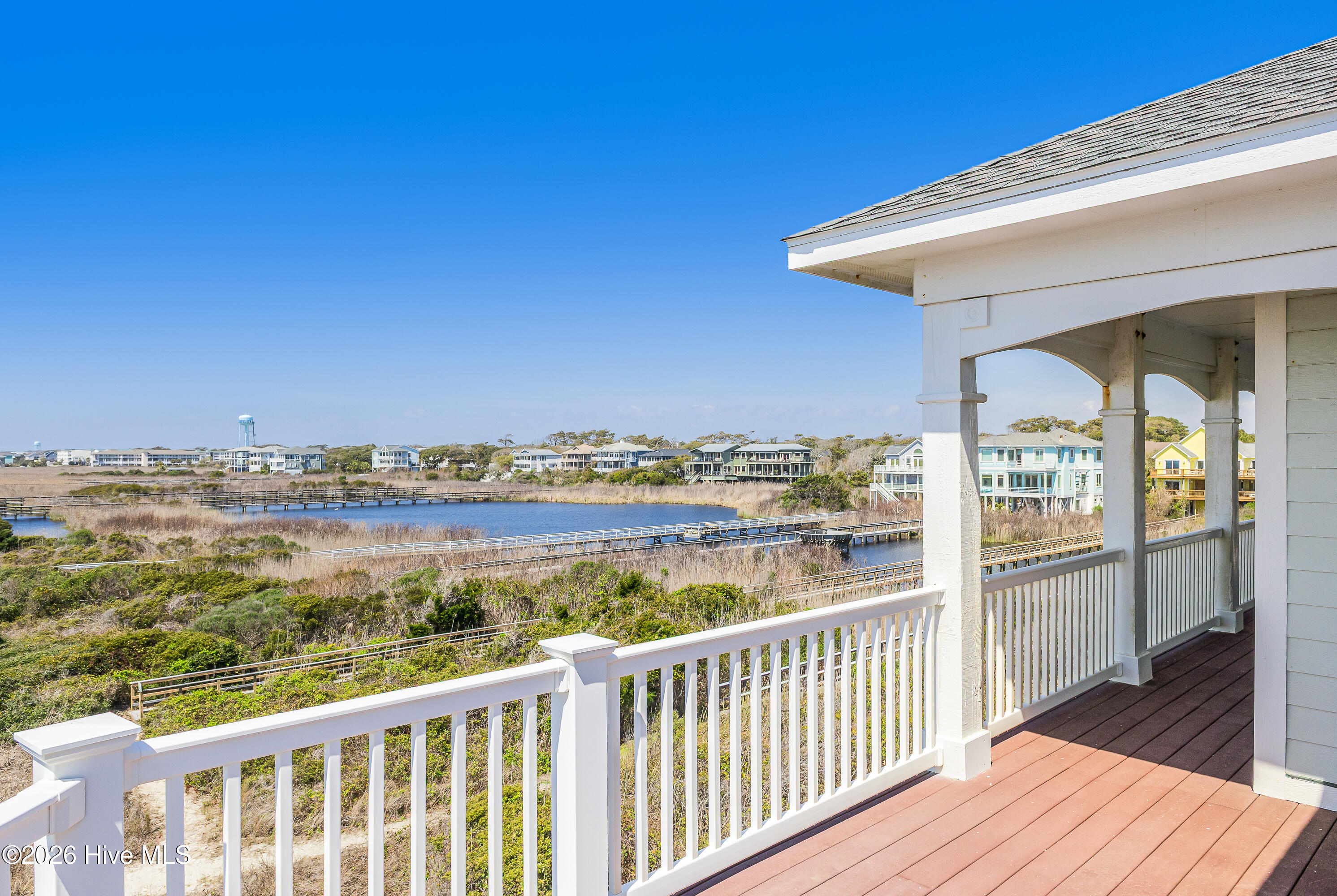 100567897 | Photo 60