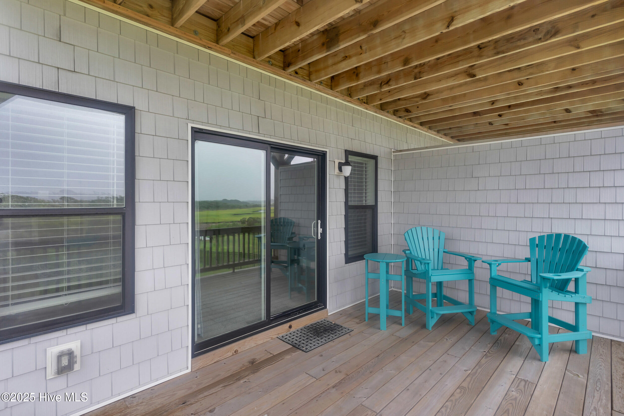 100524088 | Photo 31