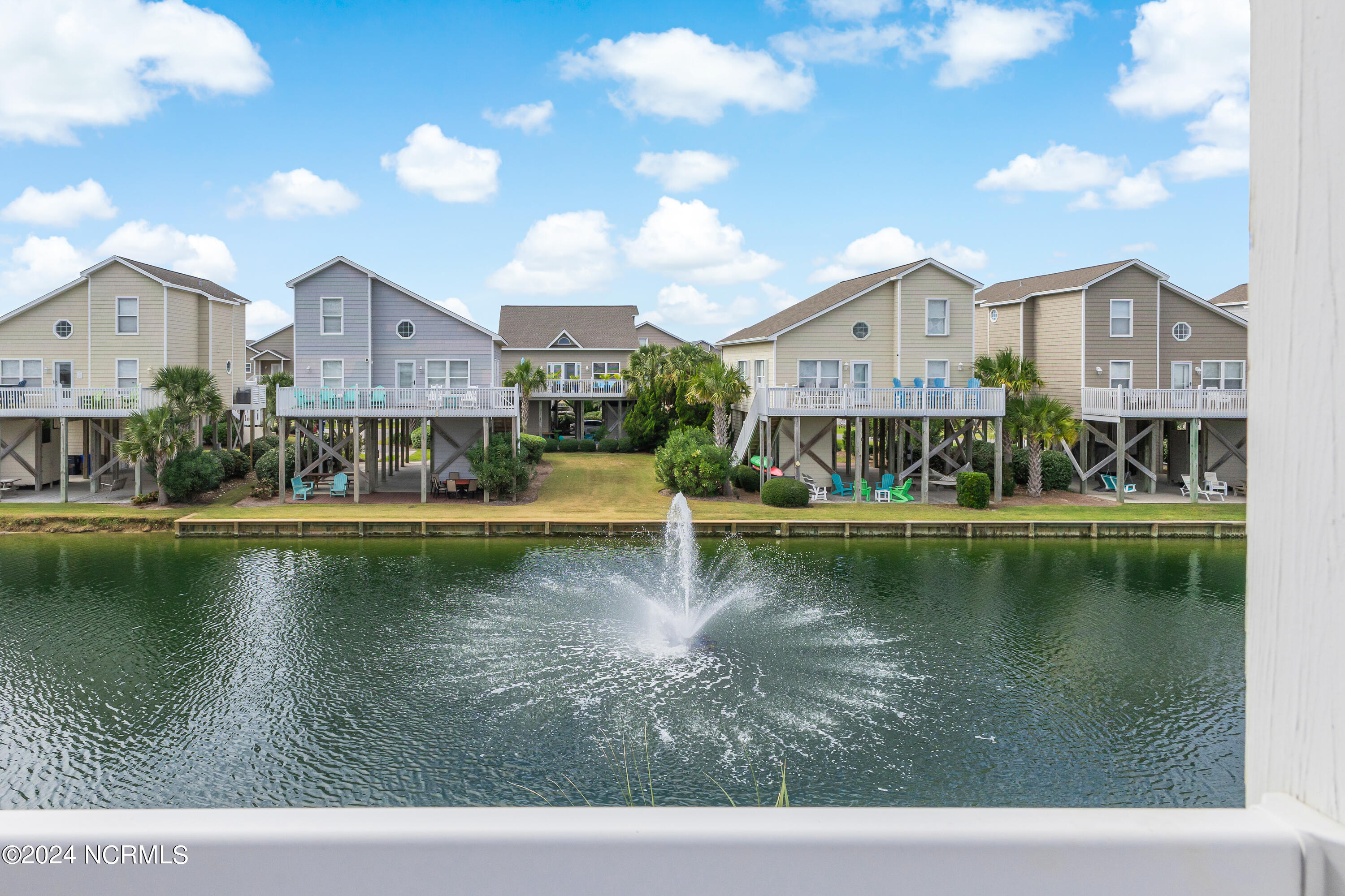 100528559 | Photo 24