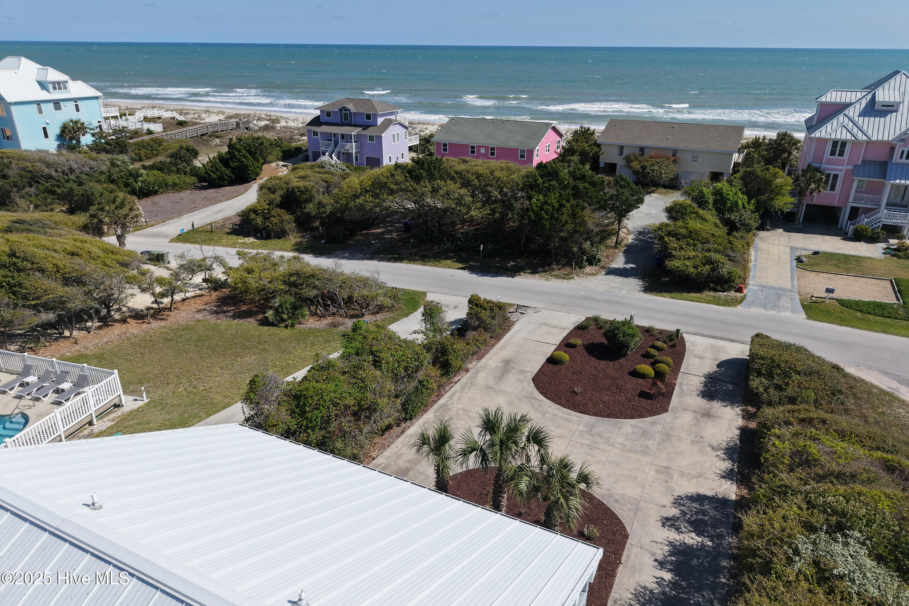 100498545 | Photo 61